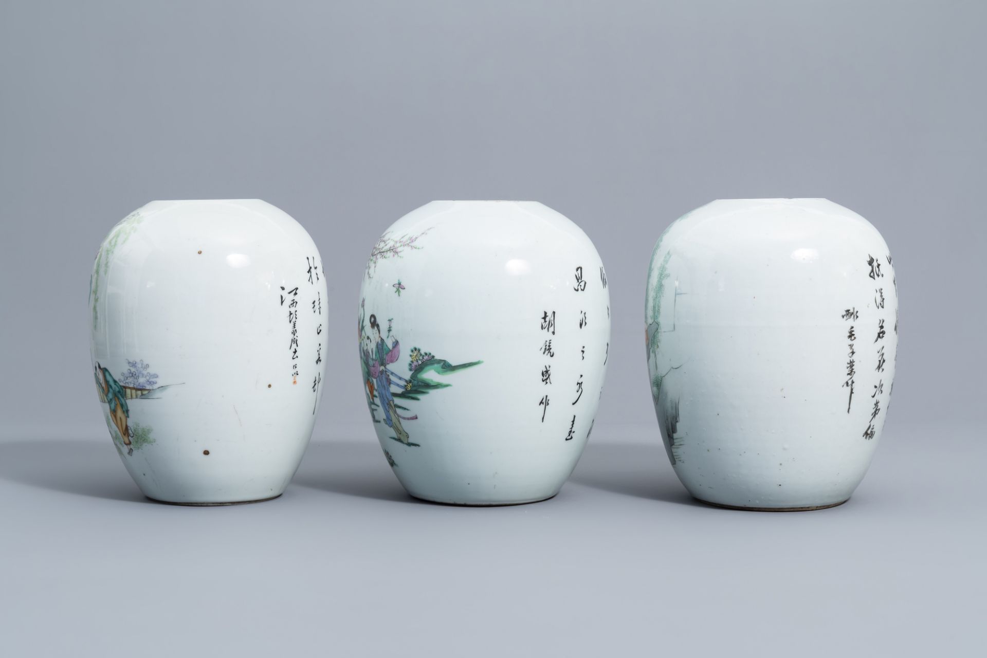 Five various Chinese famille rose and qianjiang cai ginger jars, 19th/20th C. - Bild 5 aus 15