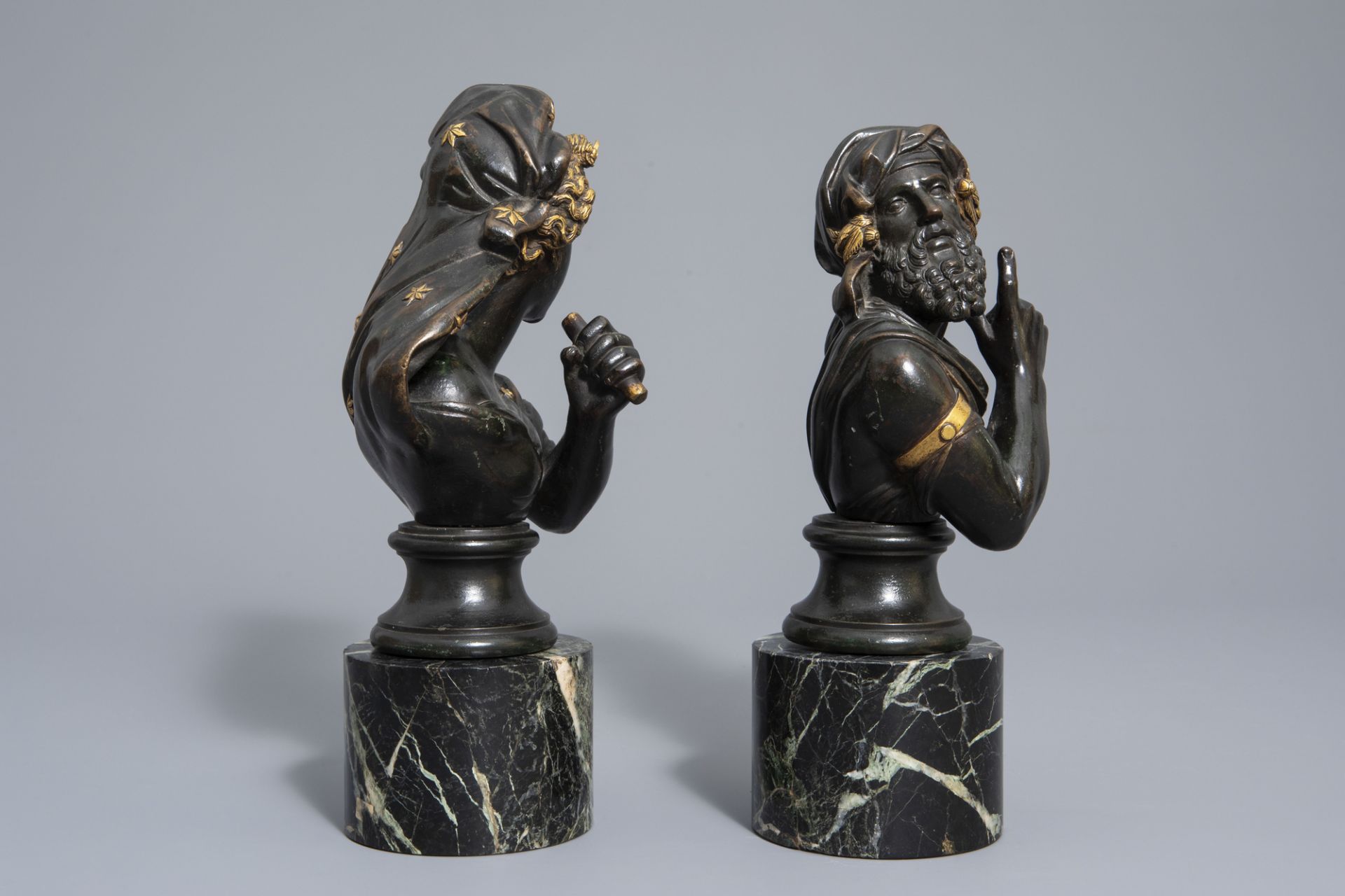 In the manner of Frederic Eugene Piat (1827-1903): A pair of busts after the antiques, patinated and - Image 3 of 7