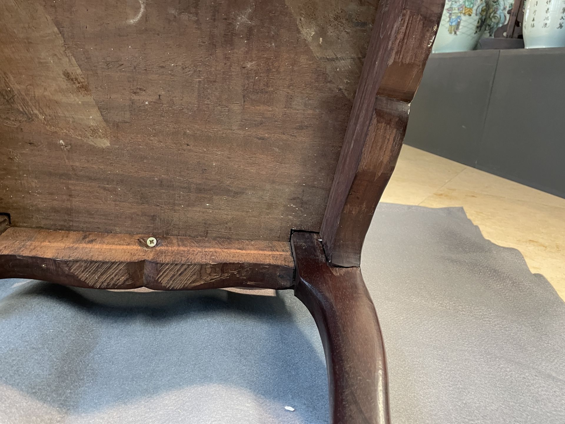 Four wooden chairs with reticulated backs, Macao or Portuguese colonial, 19th C. - Image 46 of 47