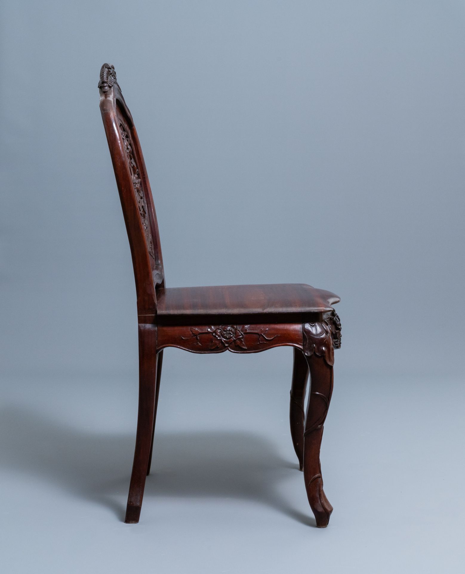 Four wooden chairs with reticulated backs, Macao or Portuguese colonial, 19th C. - Image 7 of 47