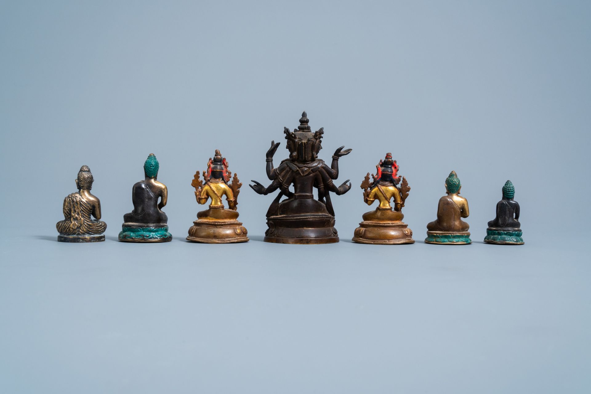 Seven bronze figures of Buddha and Tara, China and Southeast Asia, 19th/20th C. - Image 4 of 5