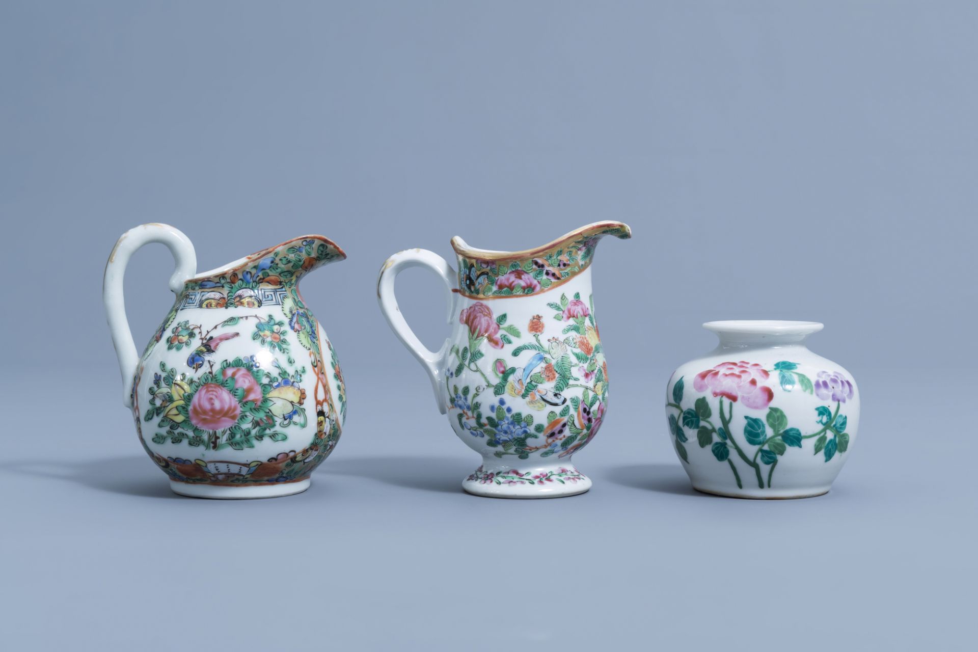 A varied collection of Chinese famille rose, verte, blue & white porcelain, 18th C. & later - Image 2 of 36