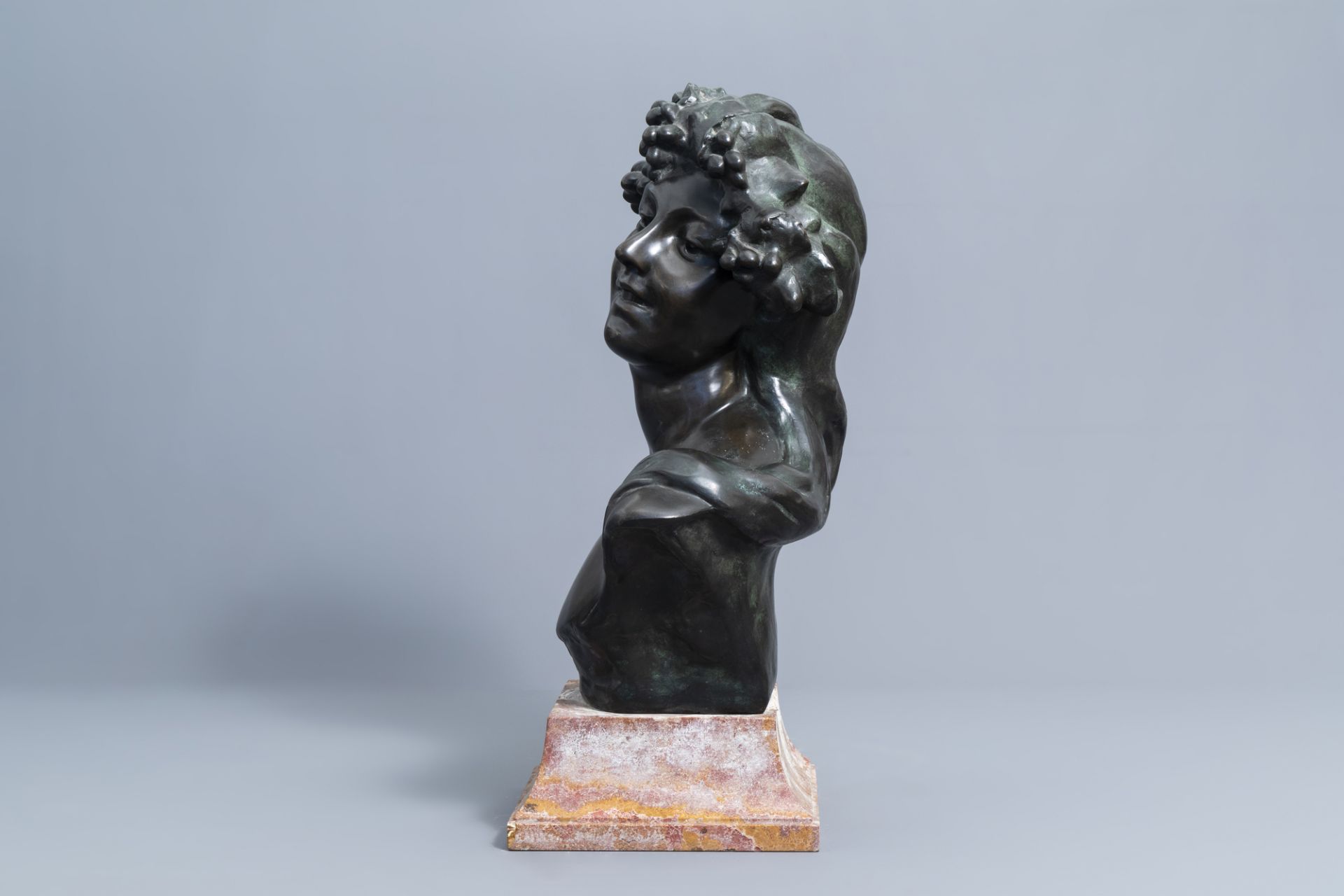 Jef Lambeaux (1852-1908): Bacchant, patinated bronze on a marble base - Image 6 of 8