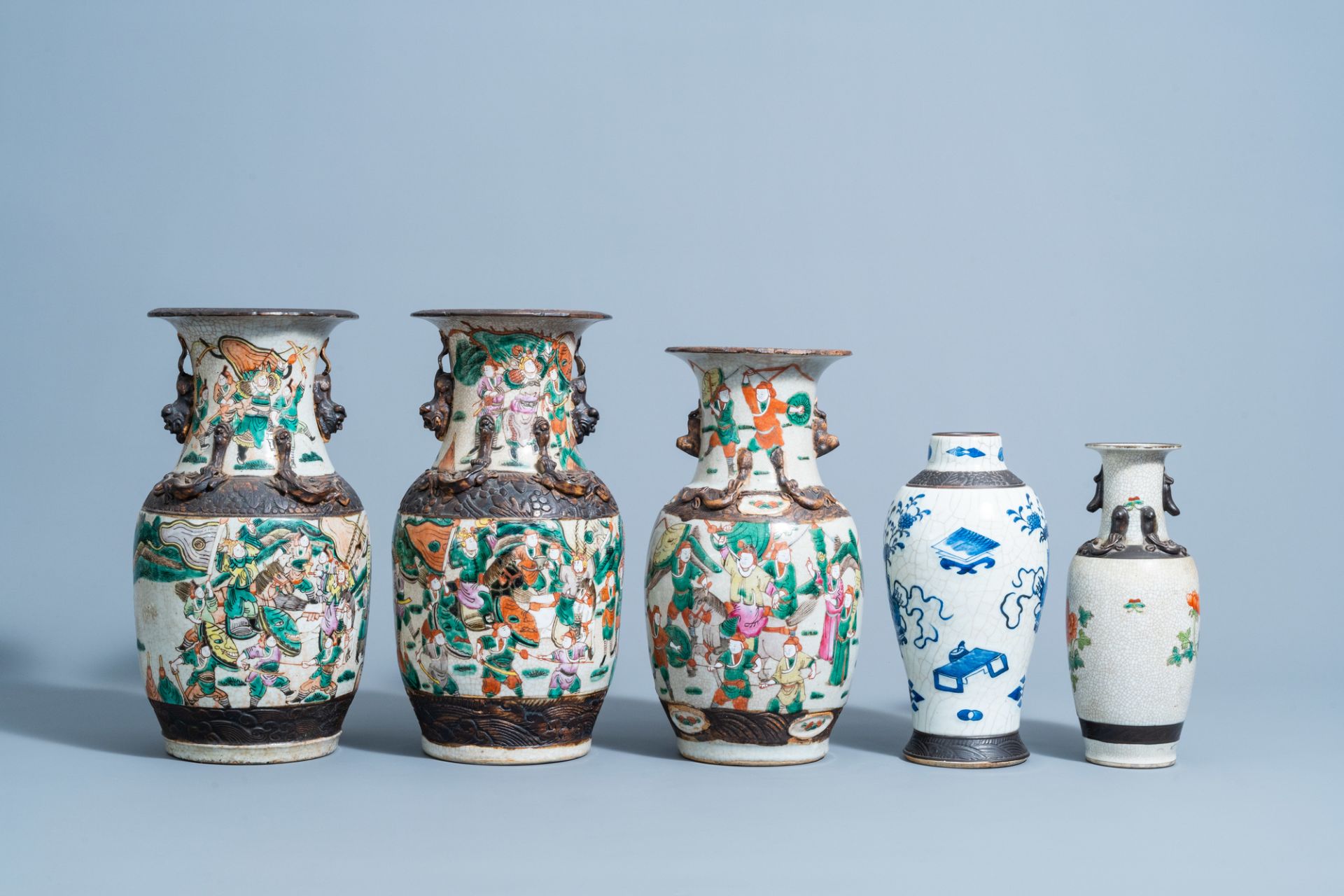 A varied collection of Chinese Nanking famille rose & blue & white porcelain, 19th/20th C. - Image 4 of 13