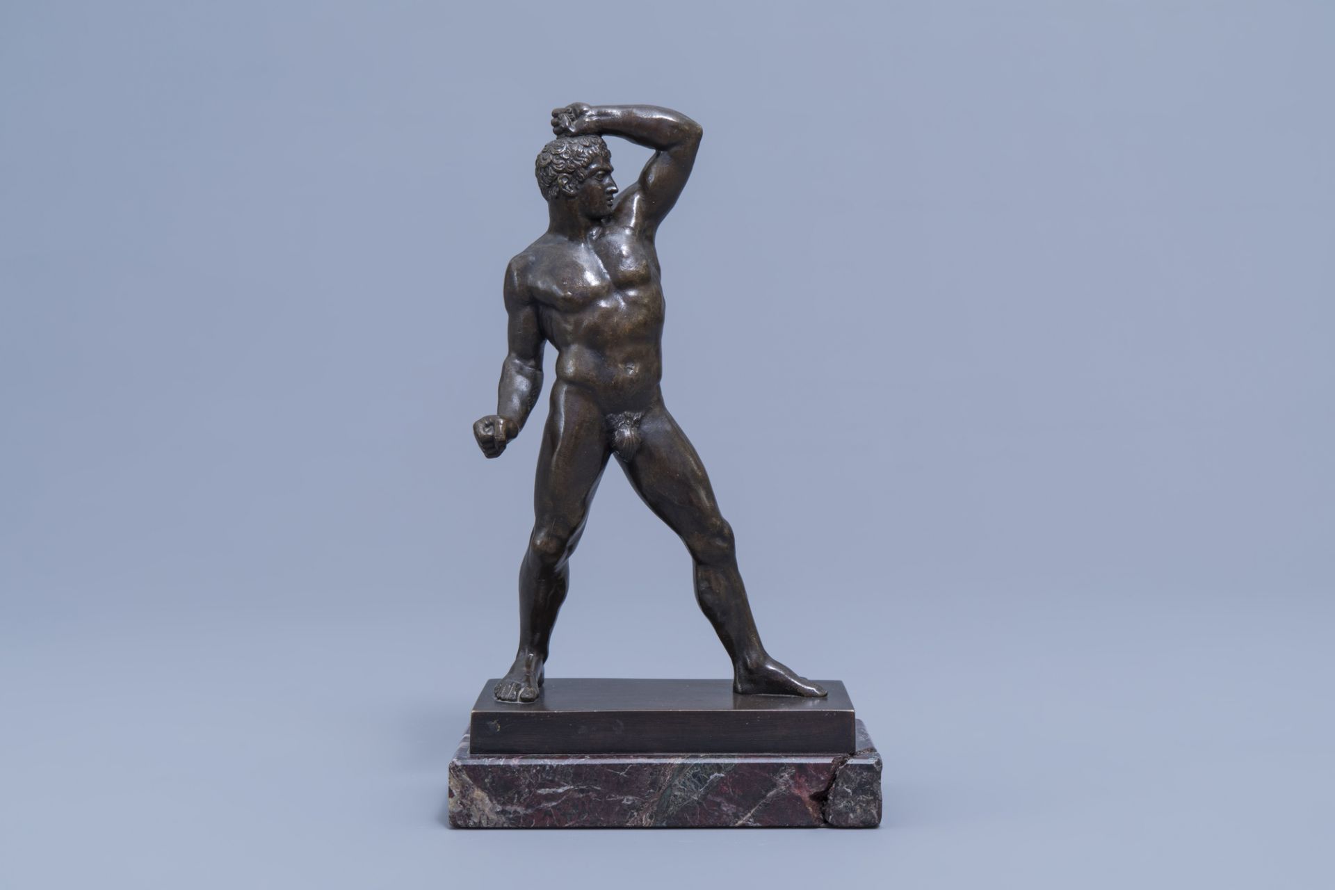 After Antonio Canova (1757-1822): The Greek pugilist or boxer Creugas, patinated bronze on a marble - Image 2 of 7