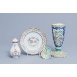 A varied collection of Chinese famille rose porcelain, 18th/19th C.