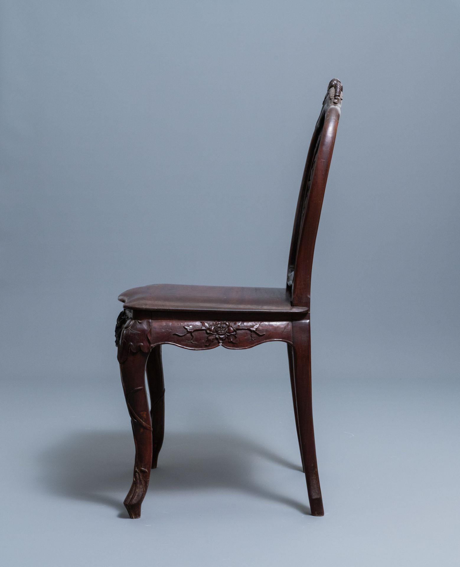 Four wooden chairs with reticulated backs, Macao or Portuguese colonial, 19th C. - Image 27 of 47