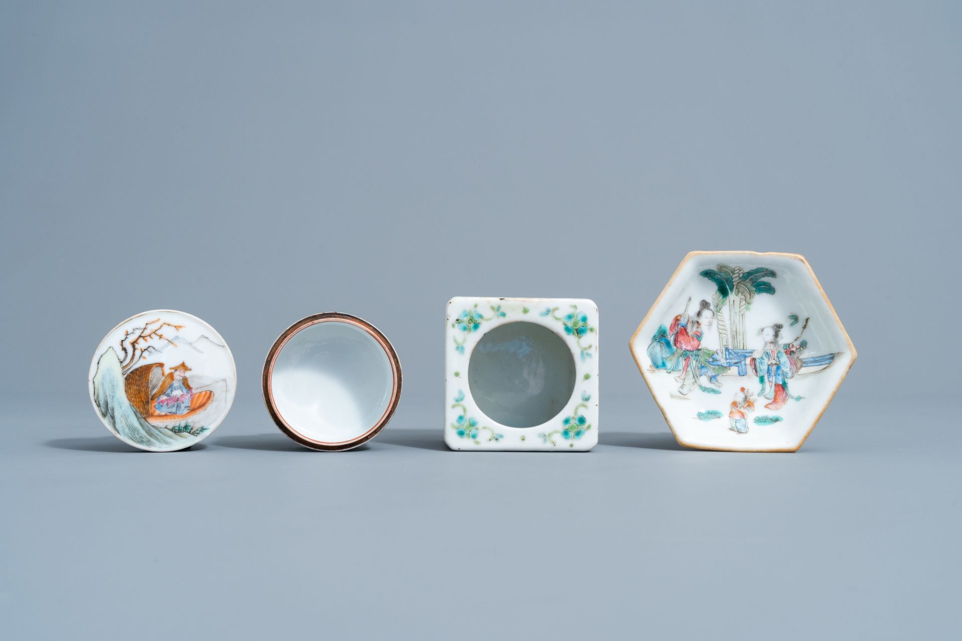 A varied collection of Chinese famille rose porcelain, 19th C. - Image 7 of 8