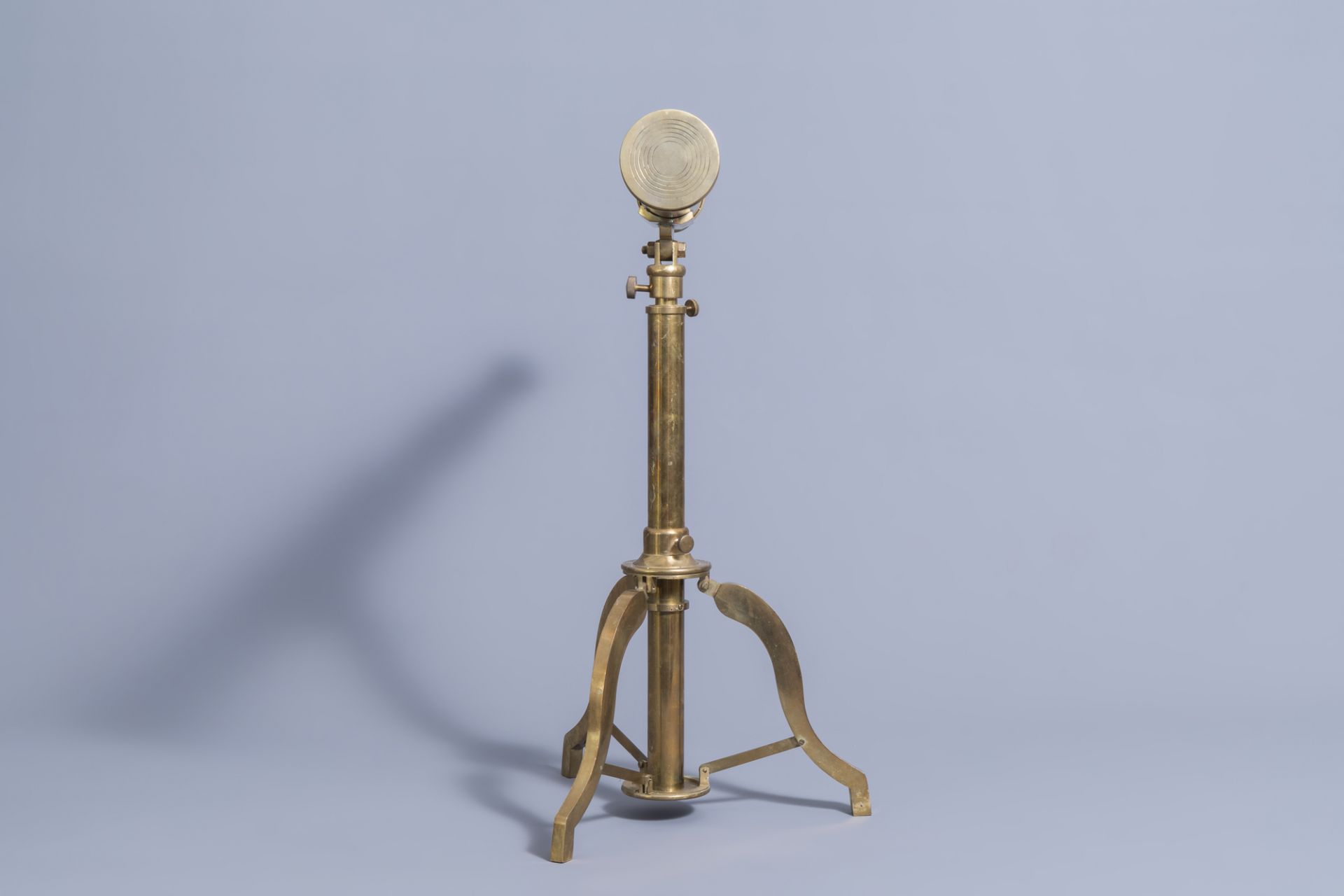 An English Stanley London brass telescope on a tripod stand, 20th C. - Image 6 of 8