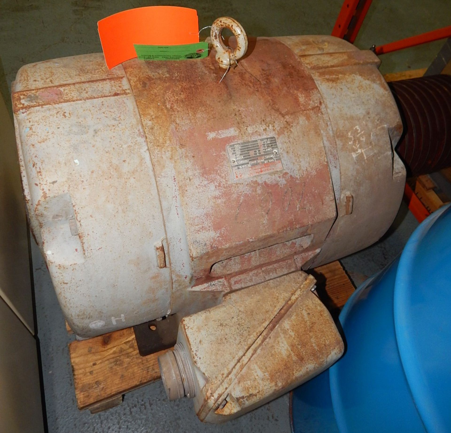 CANADIAN GENERAL ELECTRIC 150 HP ELECTRIC MOTOR WITH 1775 RPM, 575V, 3 PHASE, 60 HZ (CI) [RIGGING - Image 3 of 4