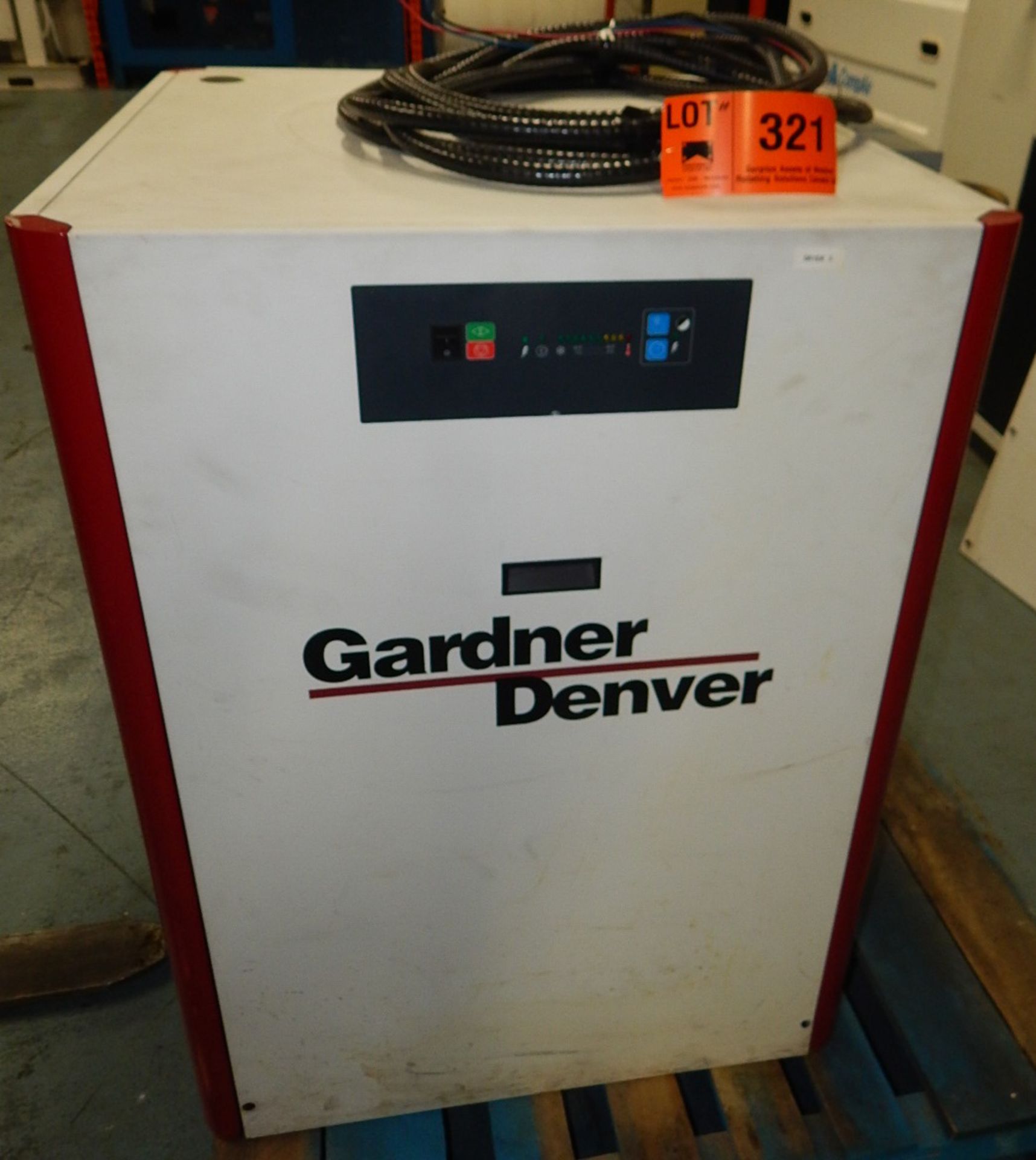 GARDNER DENVER RNC300A8C2N1 REFRIGERATED AIR DRYER WITH 300 CFM, S/N: 1000003109773 (CI) [RIGGING