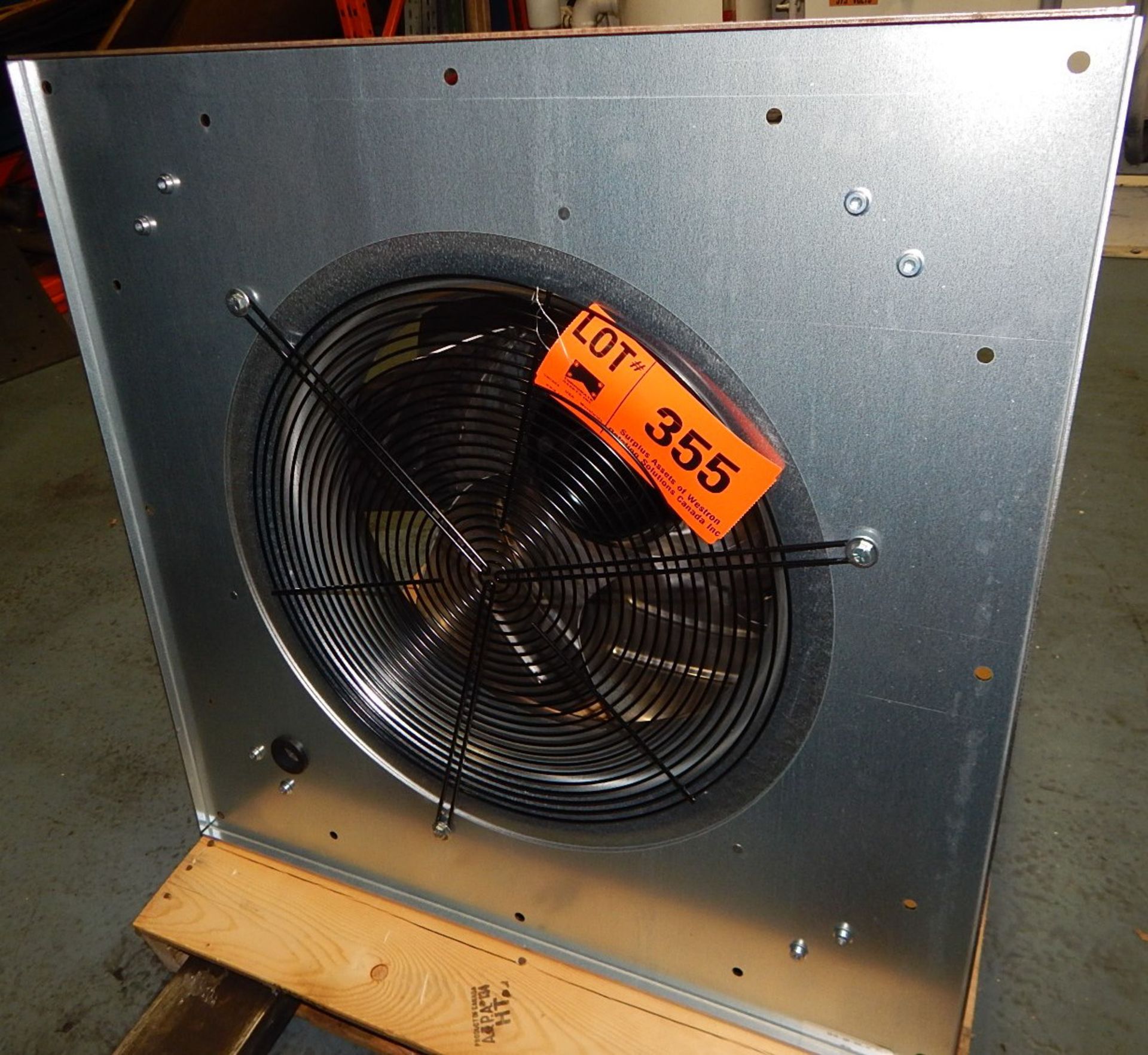 EMBPAPST R3G630 BLOWER FAN WITH 21.5" OPENING, S/N: N/A (CI) [RIGGING FEE FOR LOT #355 - $25 CAD - Image 4 of 4