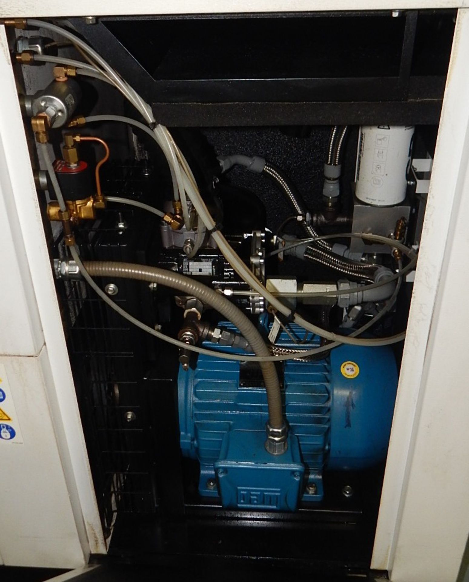 GARDNER DENVER APEX5-15A ROTARY SCREW AIR COMPRESSOR WITH 15 HP, 123 PSI, S/N: D119780 (CI) [RIGGING - Image 5 of 8