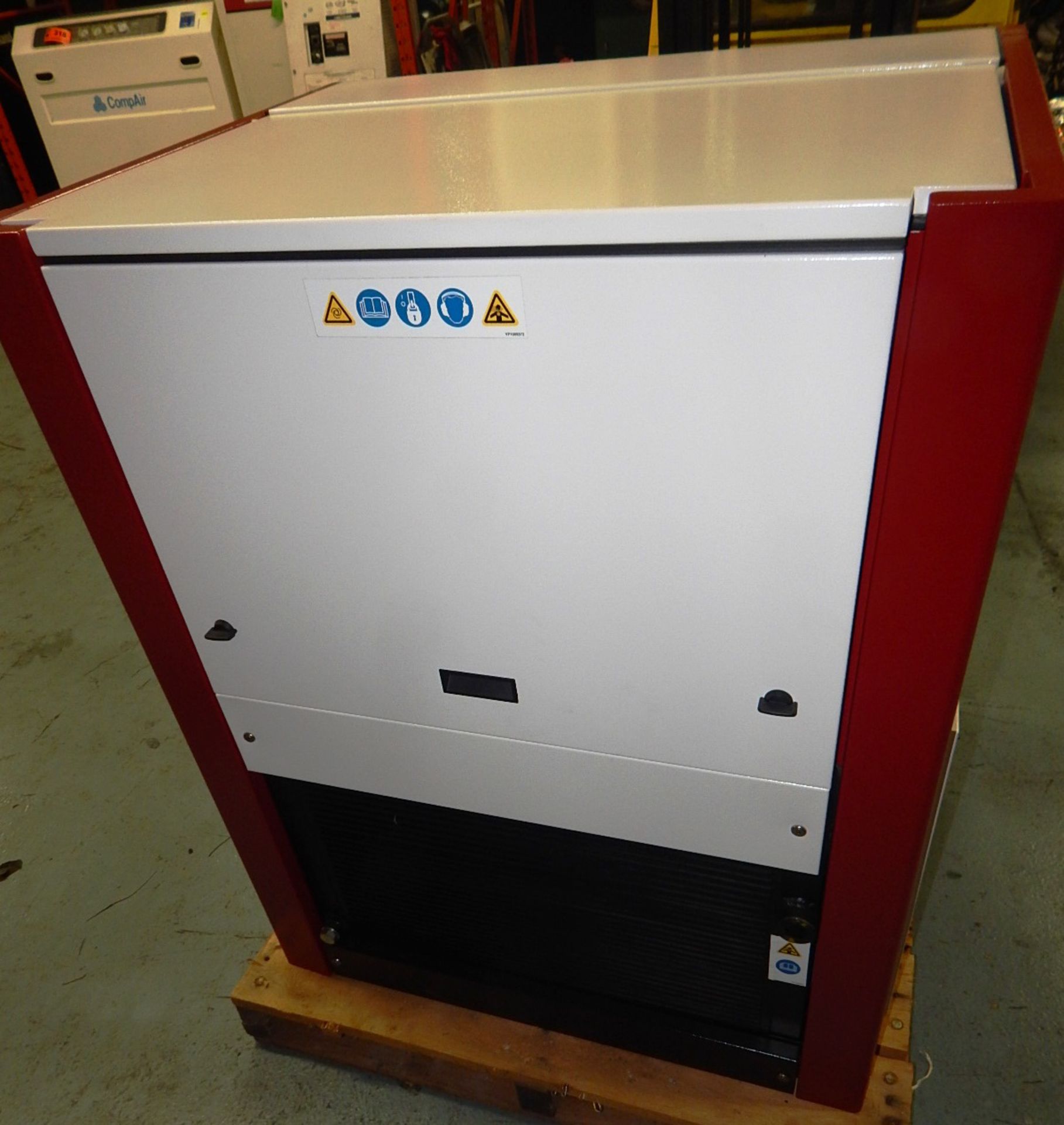 GARDNER DENVER (2014) APEX15-25A ROTARY SCREW AIR COMPRESSOR WITH 25 HP, 125 PSI, S/N: 8445471 ( - Bild 4 aus 7