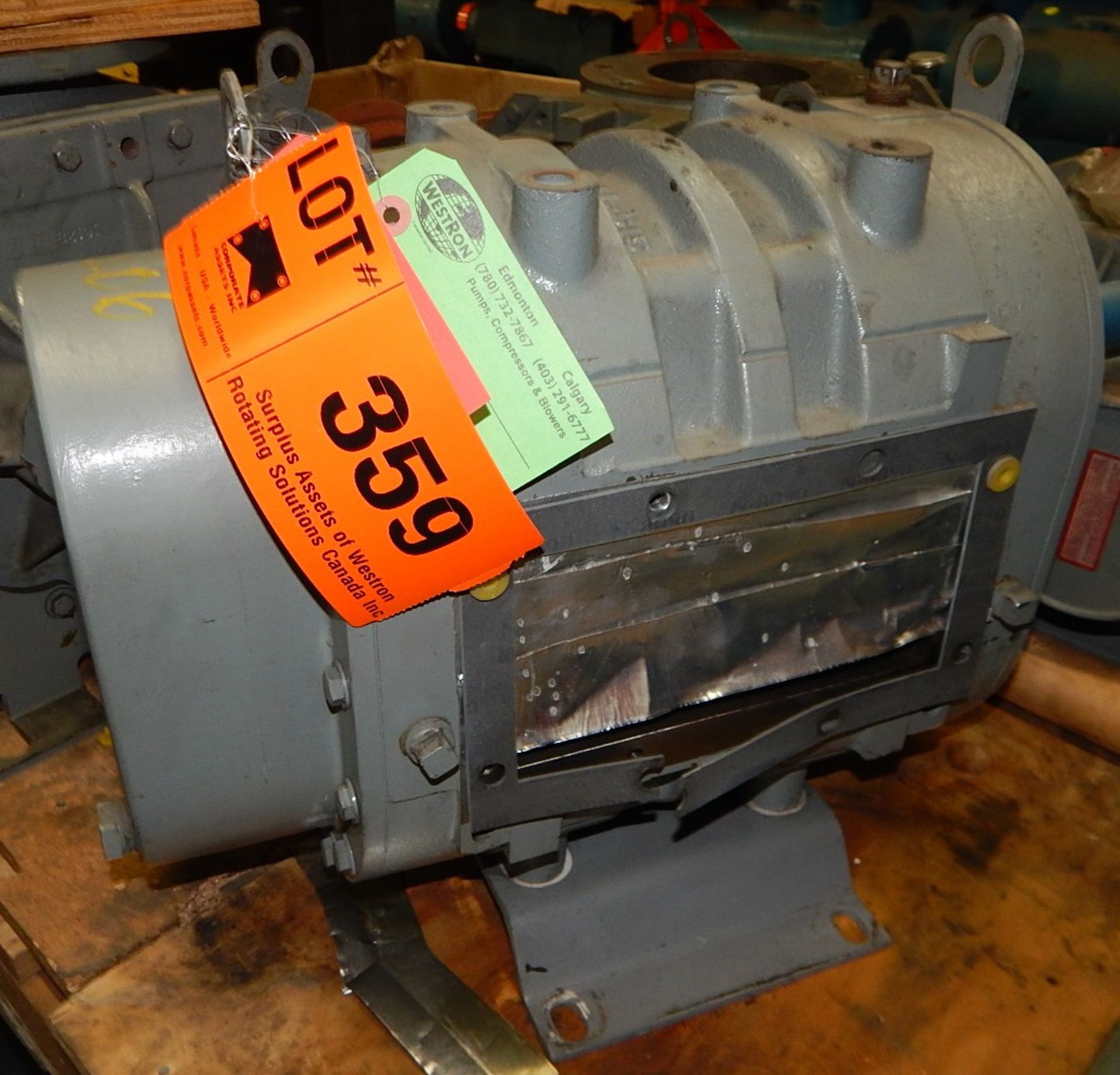 ROOTS 409HL BLOWER WITH 37MM OUTPUT SHAFT, S/N: 0202939888 (CI) [RIGGING FEE FOR LOT #359 - $25