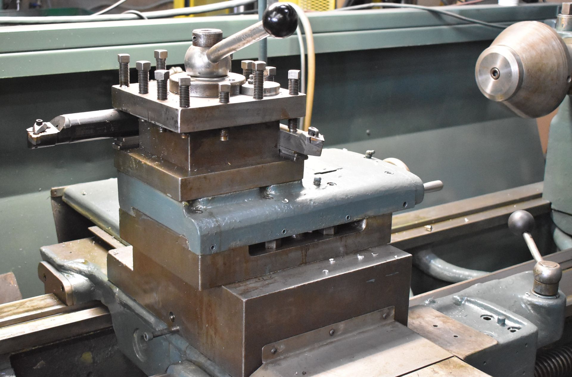 DEAN, SMITH & GRACE TYPE 30LD ENGINE LATHE WITH 30" SWING, 84" BETWEEN CENTERS, 4" SPINDLE BORE, - Image 5 of 10