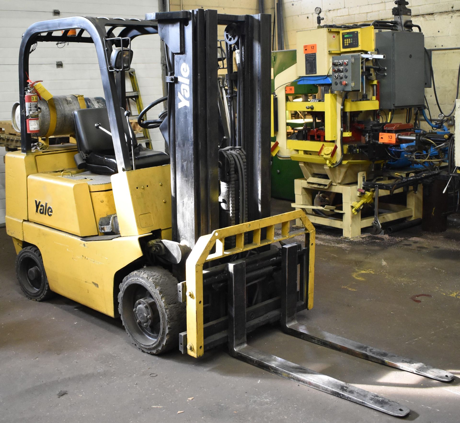 YALE MODEL GLC050 LPG FORKLIFT WITH 5000 LB. CAPACITY, 3 STAGE MAST, SIDE SHIFT, SOLID TIRES, 3496