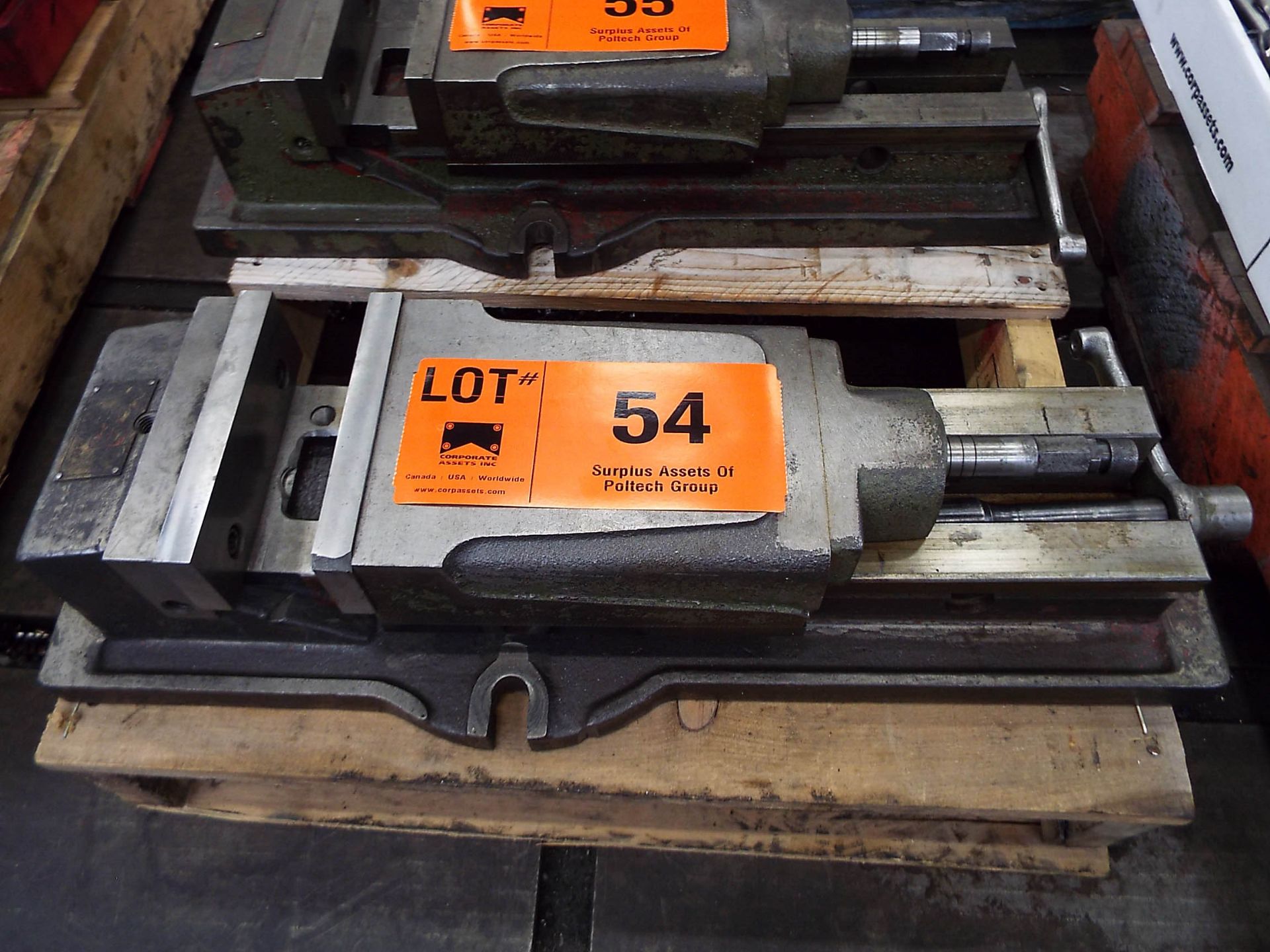 6" MACHINE VISE, S/N: N/A (LOCATED AT 460 SIGNET DR, NORTH YORK, ON)