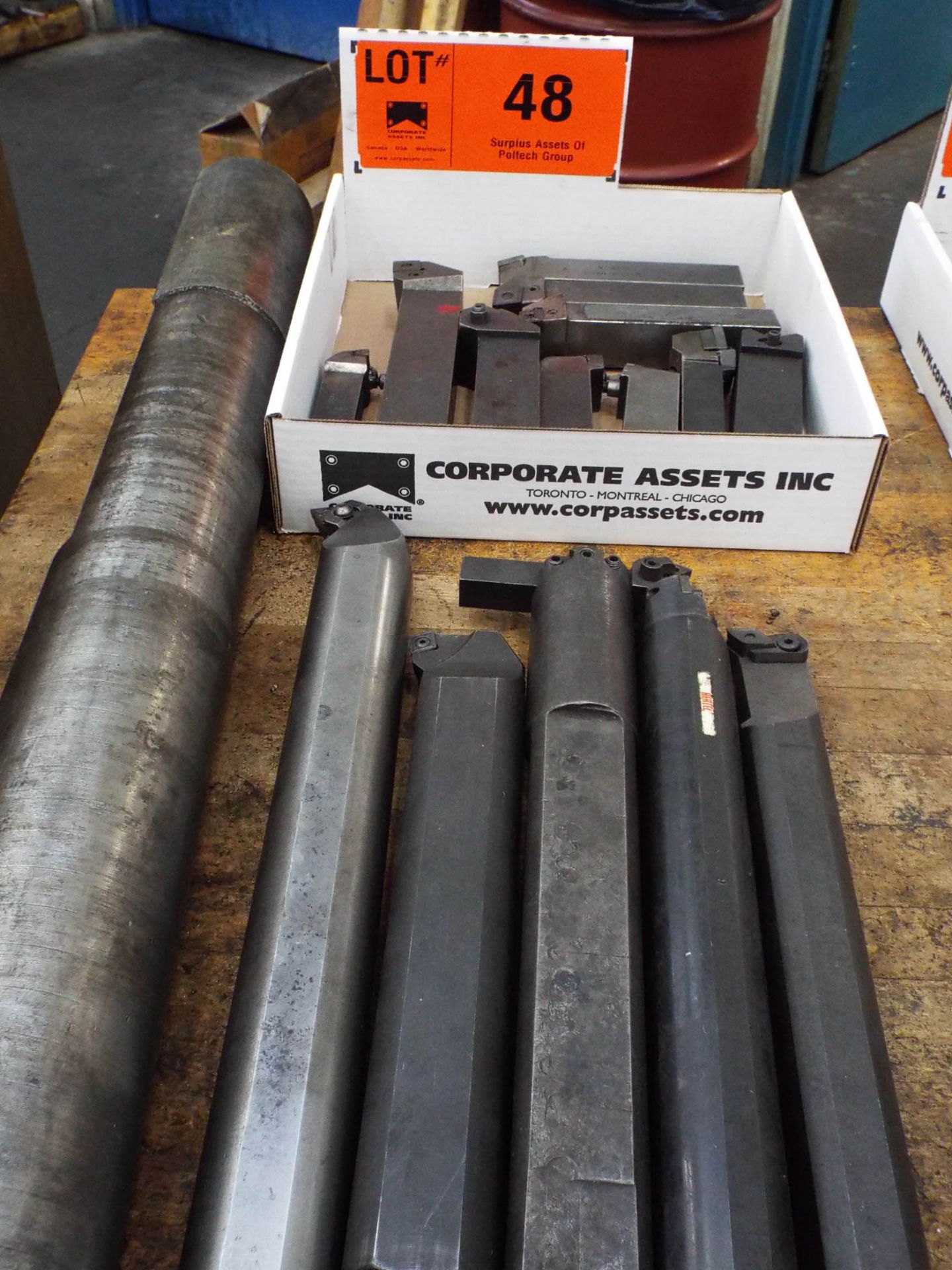 LOT/ CARBIDE INSERT LATHE CUTTERS & BORING BARS (LOCATED AT 460 SIGNET DR, NORTH YORK, ON)