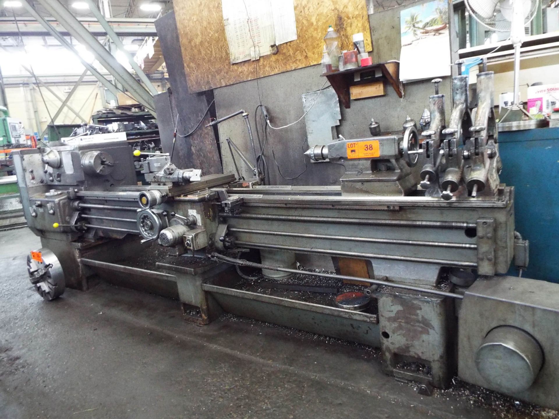 BOEHRINGER GOPPINGEN VDF GAP BED ENGINE LATHE WITH 21" SWING OVER BED, 108" DISTANCE BETWEEN - Image 2 of 10