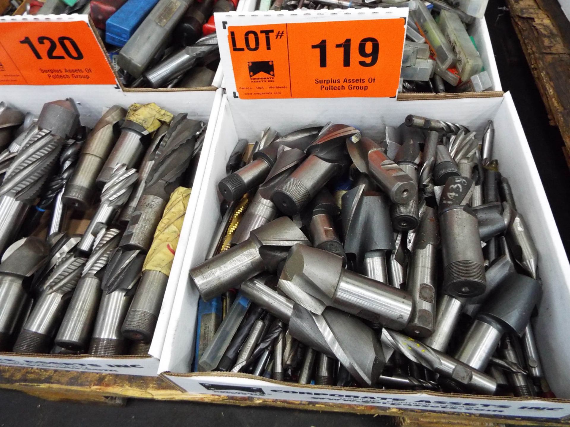 LOT/ END MILLS (LOCATED AT 460 SIGNET DR, NORTH YORK, ON)