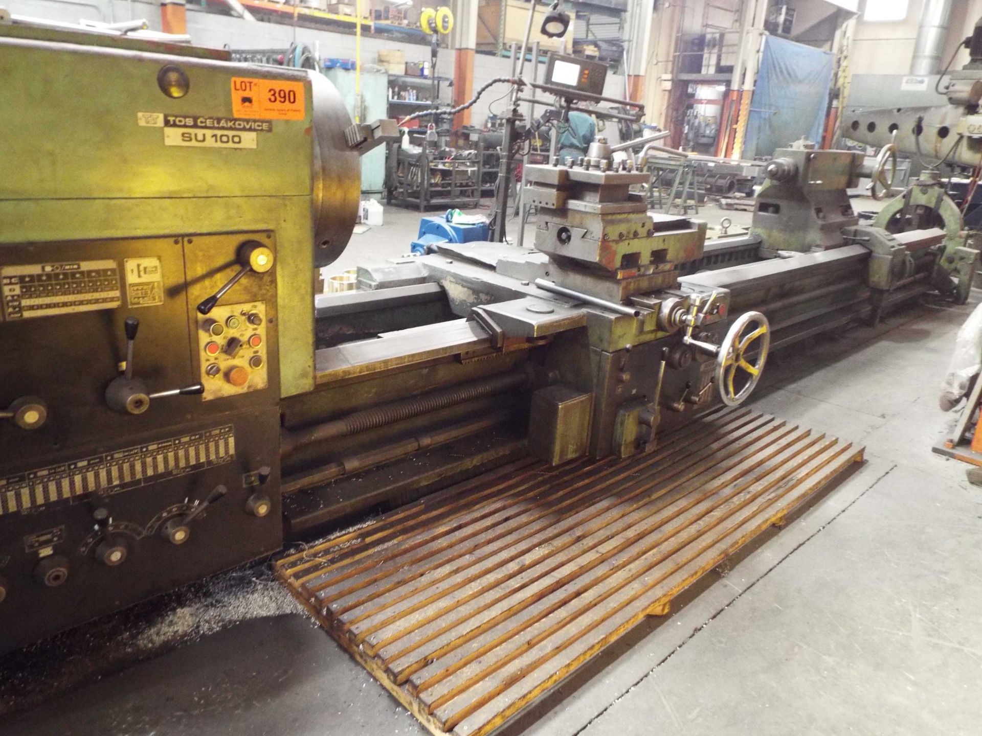 TOS CELAKOVICE SU100 LATHE WITH 48" SWING OVER BED, 204" DISTANCE BETWEEN CENTERS, 4" SPINDLE - Image 2 of 8