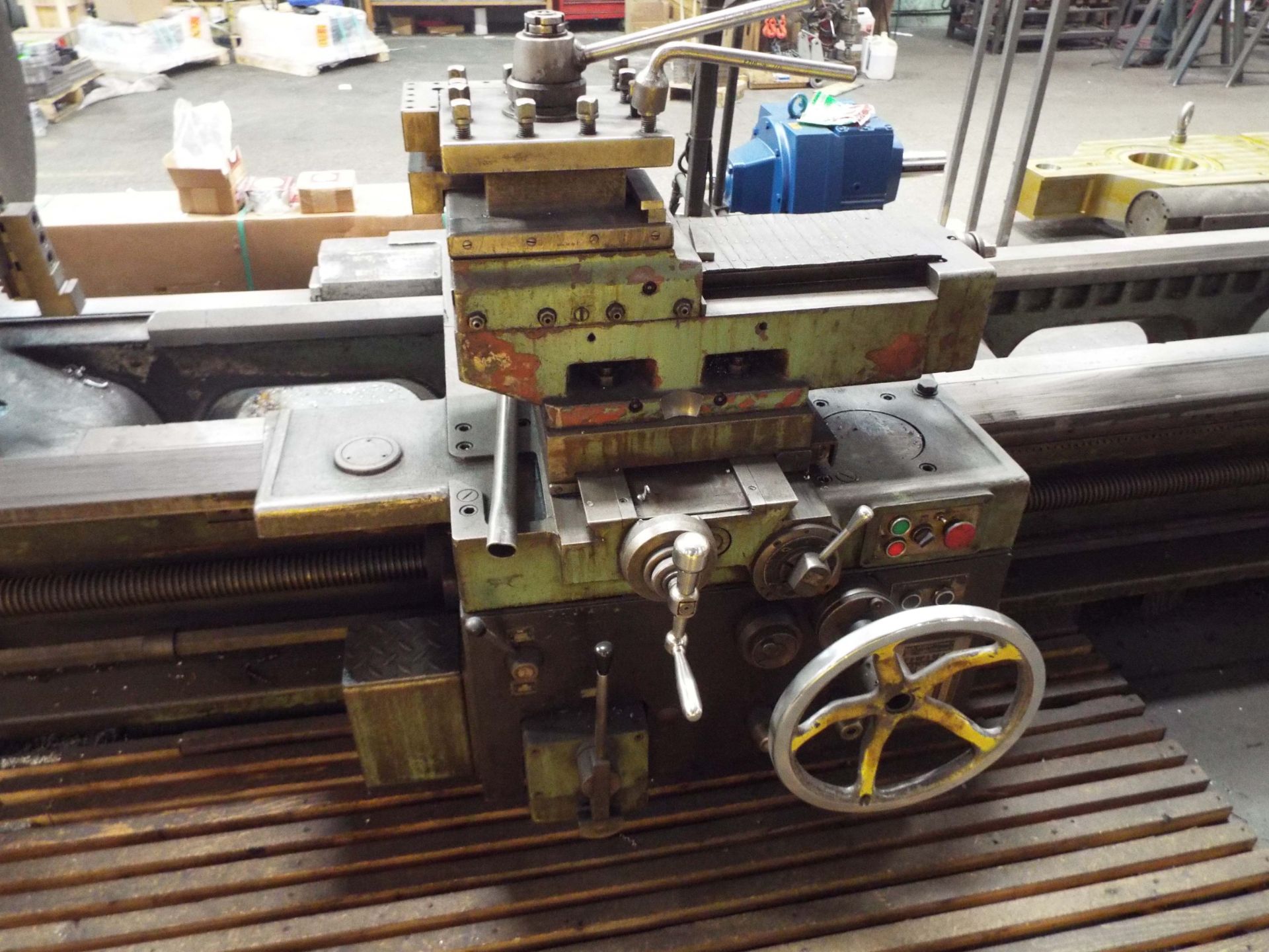 TOS CELAKOVICE SU100 LATHE WITH 48" SWING OVER BED, 204" DISTANCE BETWEEN CENTERS, 4" SPINDLE - Image 5 of 8