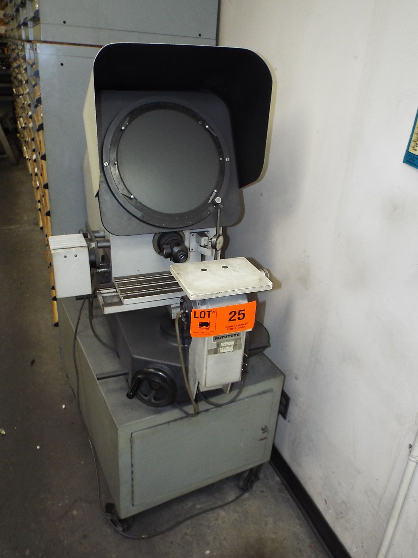 MITUTOYO HP 350 PROFILE PROJECTOR OPTICAL COMPARATOR, S/N: 144 (LOCATED AT 460 SIGNET DR, NORTH