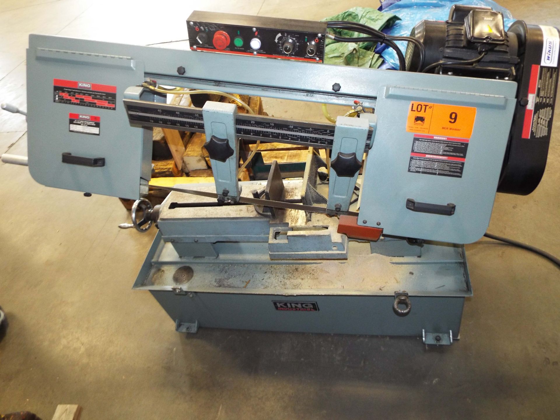 KING (2014) KC-227 HORIZONTAL BAND SAW WITH 10" X 18" CAPACITY, MANUAL VISE, COOLANT, 230V/1PH/60HZ,