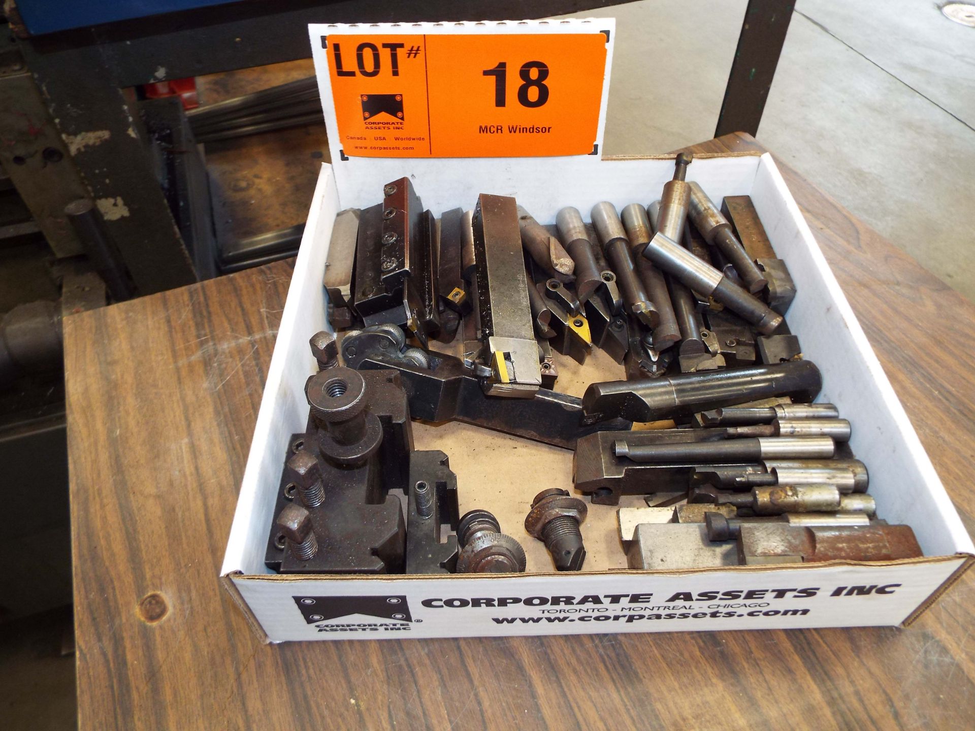 LOT/ LATHE TOOLING