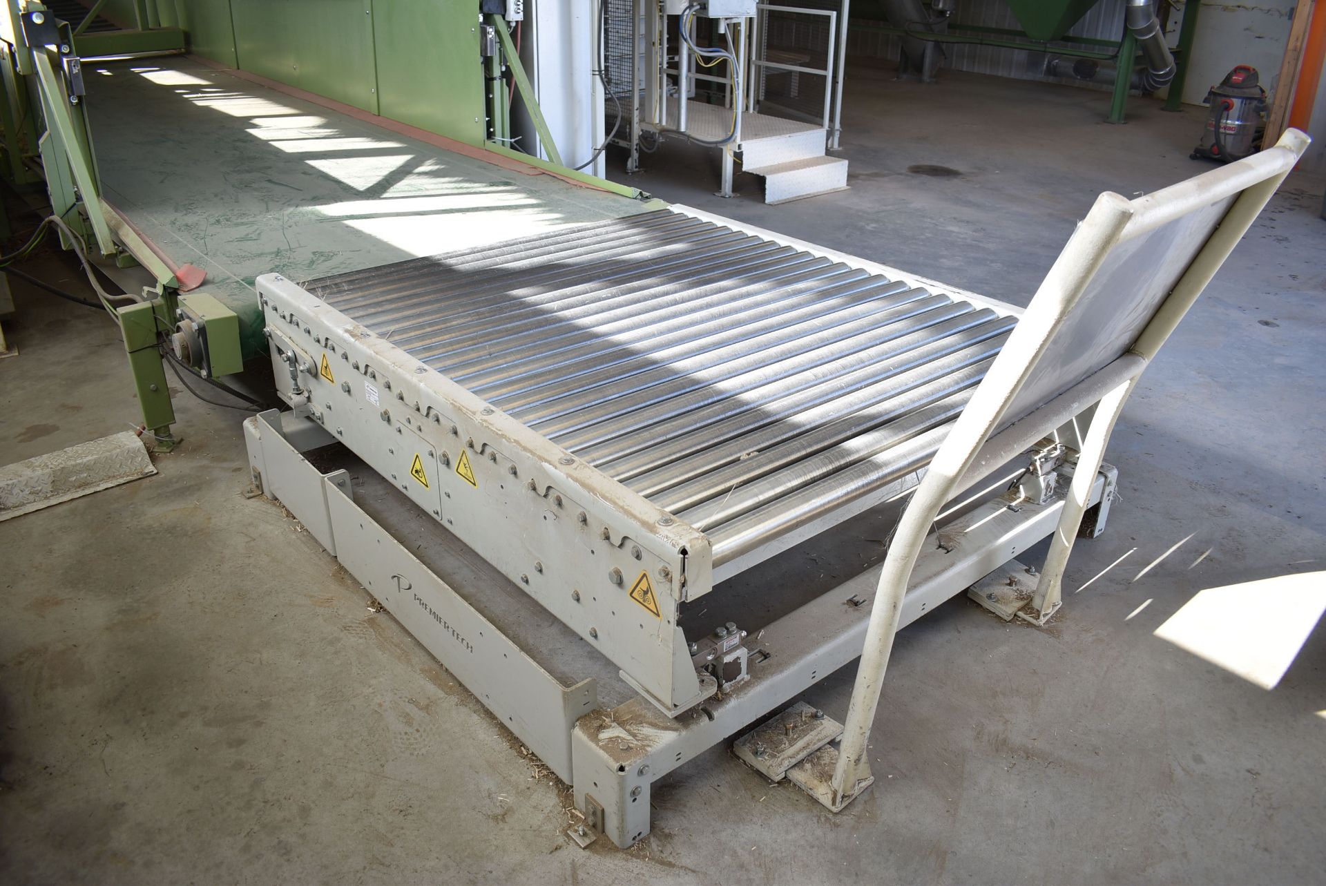 PREMIER TECH (2013) MODEL 105776 72"X58" POWERED BALE INFEED ROLLER CONVEYOR WITH LOAD CELLS AND - Image 2 of 8