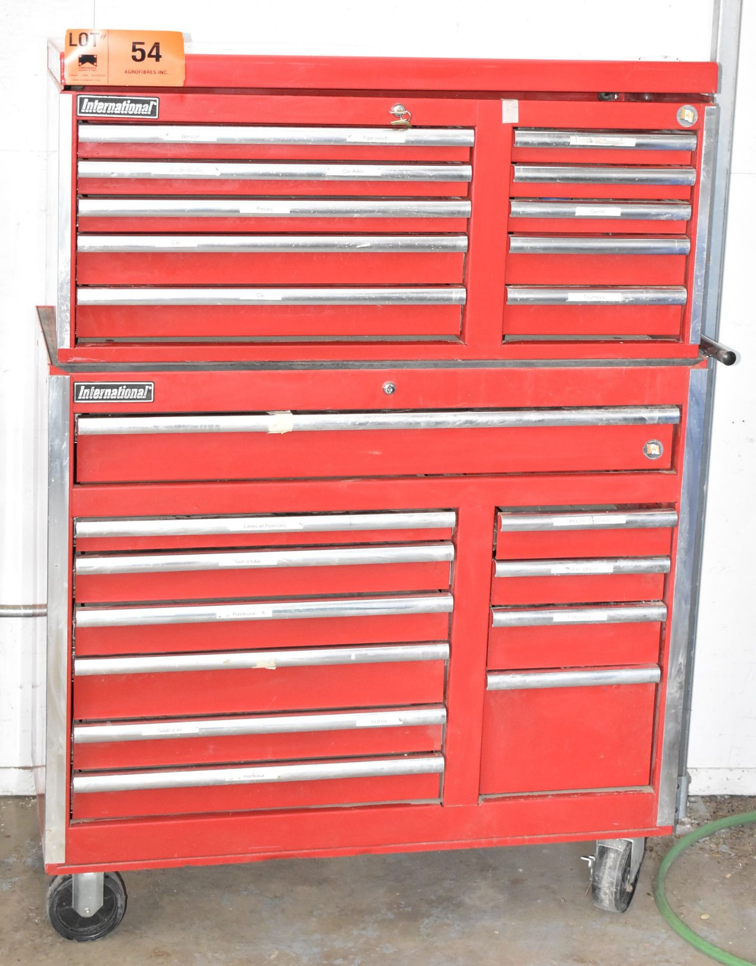 INTERNATIONAL ROLLING TOOL CHEST [RIGGING FEE FOR LOT #54 - $25 CAD PLUS APPLICABLE TAXES]