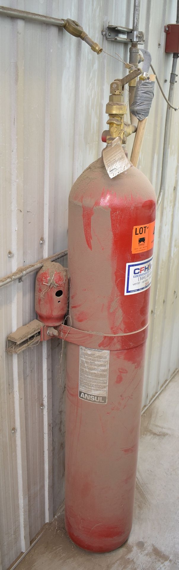 LOT/ (2) INERT GAS FIRE SUPPRESSION SYSTEM UNITS (CI) [RIGGING FEE FOR LOT #45 - $200 CAD PLUS - Image 2 of 3