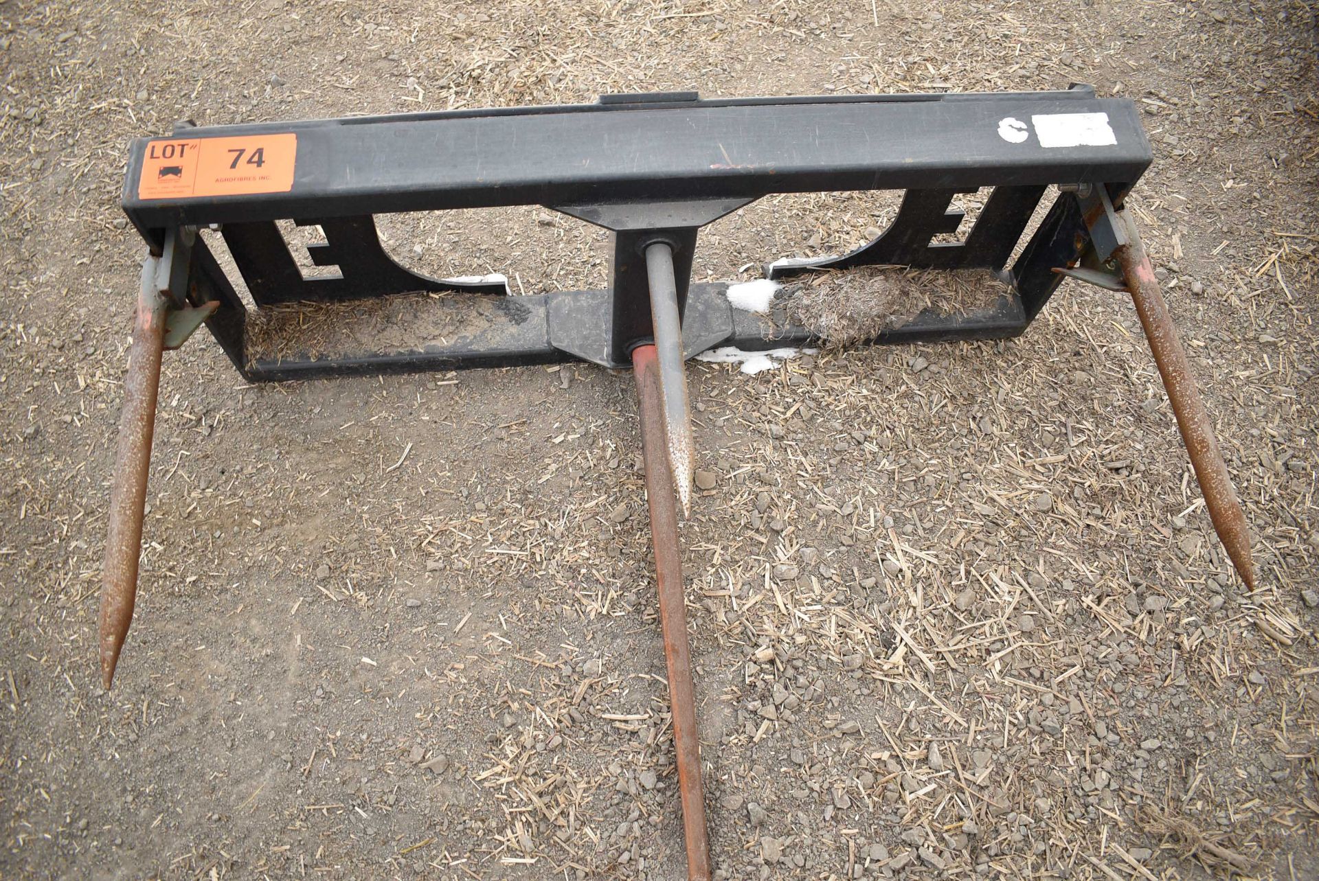 COTECH BALE LIFTING ATTACHMENT, S/N: N/A [RIGGING FEE FOR LOT #74 - $25 CAD PLUS APPLICABLE TAXES] - Image 2 of 3