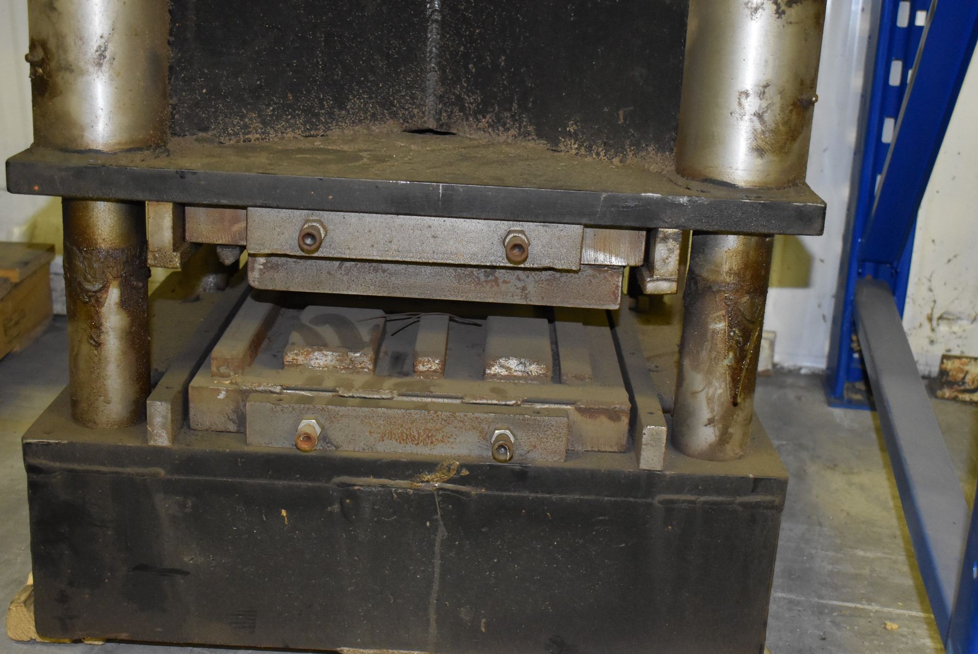 MFG. UNKNOWN 4-POST HYDRAULIC STAMPING PRESS WITH 12" STROKE, 4" BORE, S/N: N/A (CI) [RIGGING FEE - Image 3 of 3