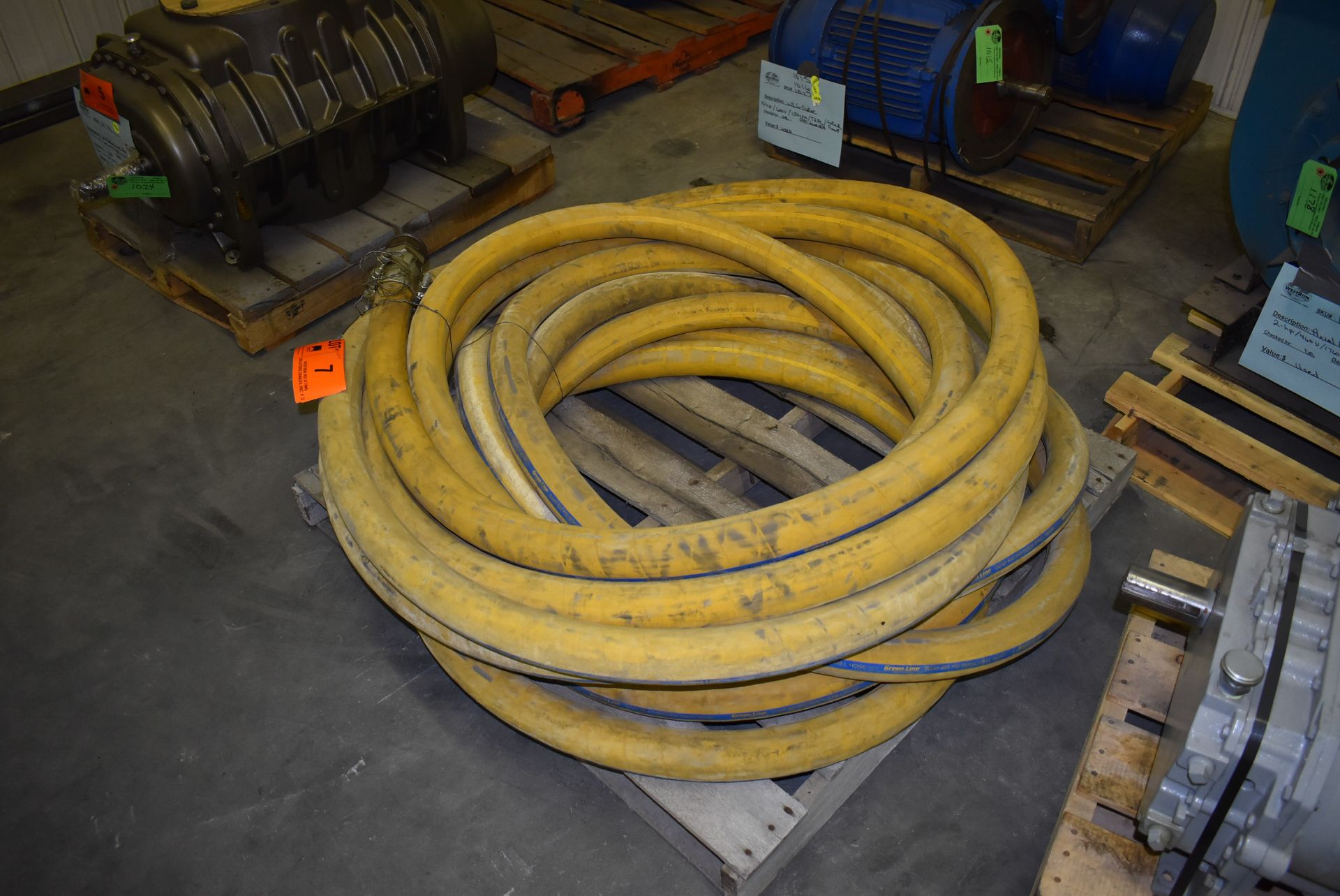 LOT/ (2) GREEN LINE G242 25' ROCK DRILL HOSES WITH 400 PSI CAPACITY (CI) [RIGGING FEE FOR LOT # - Image 4 of 4