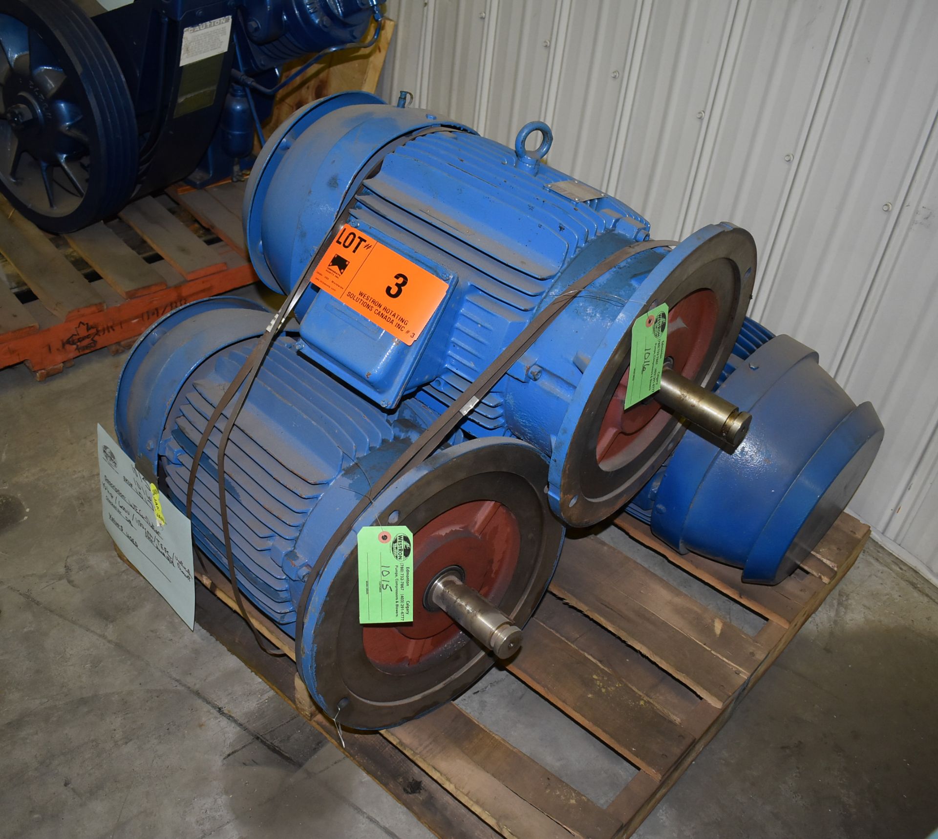 LOT/ (3) WEG 15 HP MOTORS WITH 600V, 1180 RPM (CI) [SKU 1015, 1016, 1017] [RIGGING FEE FOR LOT # - Image 2 of 6