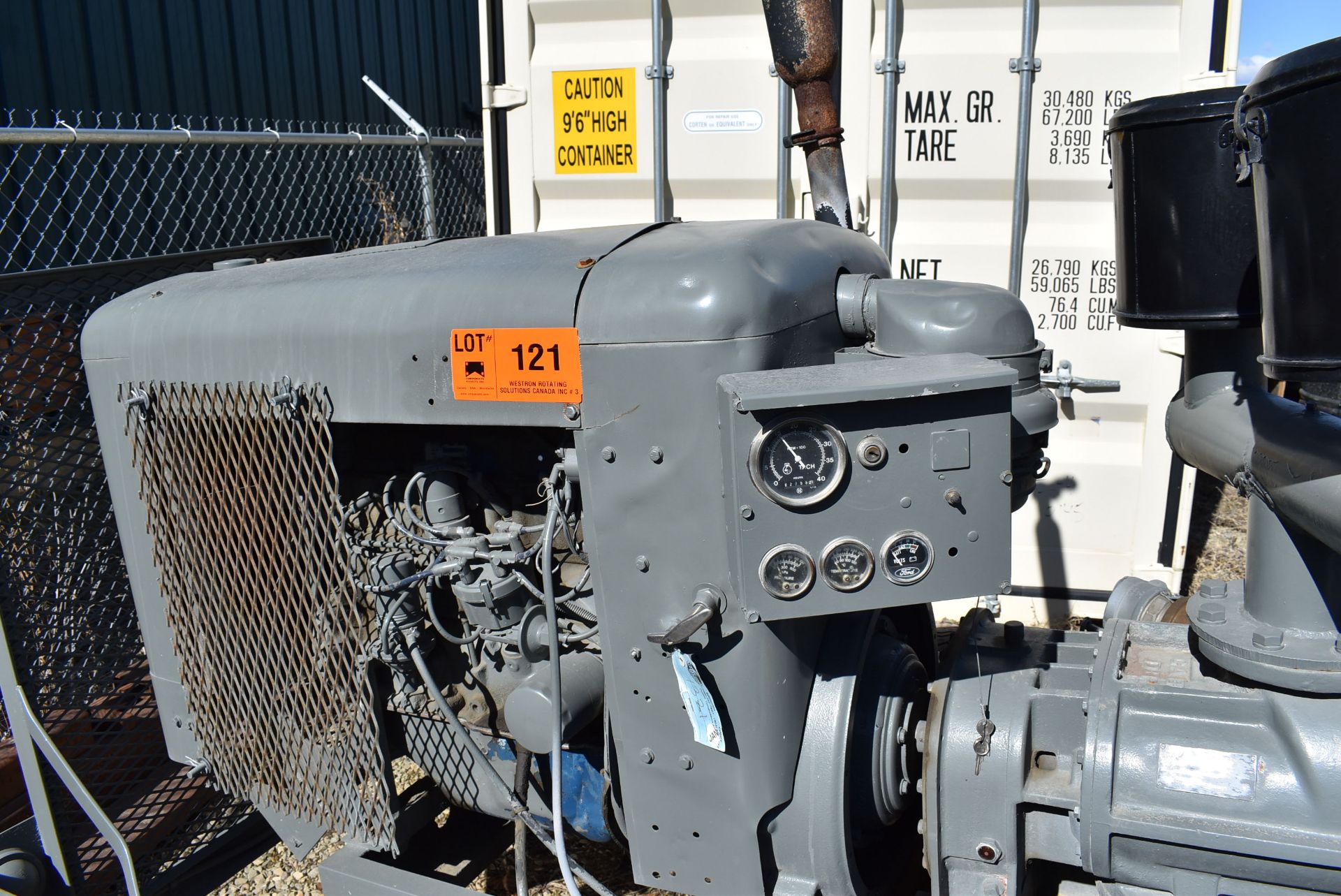 PORTABLE TOW-BEHIND GAS POWERED COMPRESSOR WITH FORD 6 CYLINDER ENGINE, CYCLOBLOWER 2800 RPM - Image 2 of 6