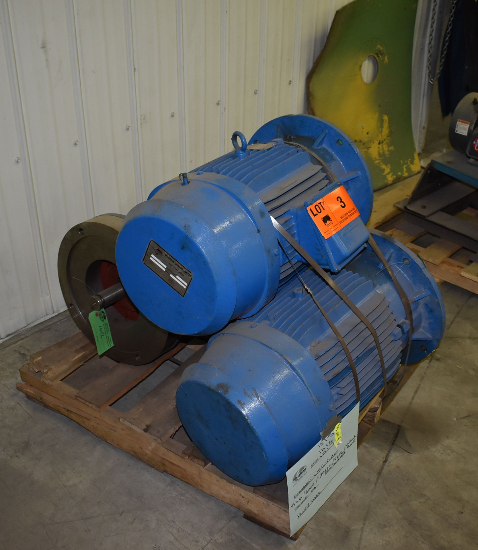 LOT/ (3) WEG 15 HP MOTORS WITH 600V, 1180 RPM (CI) [SKU 1015, 1016, 1017] [RIGGING FEE FOR LOT # - Image 3 of 6