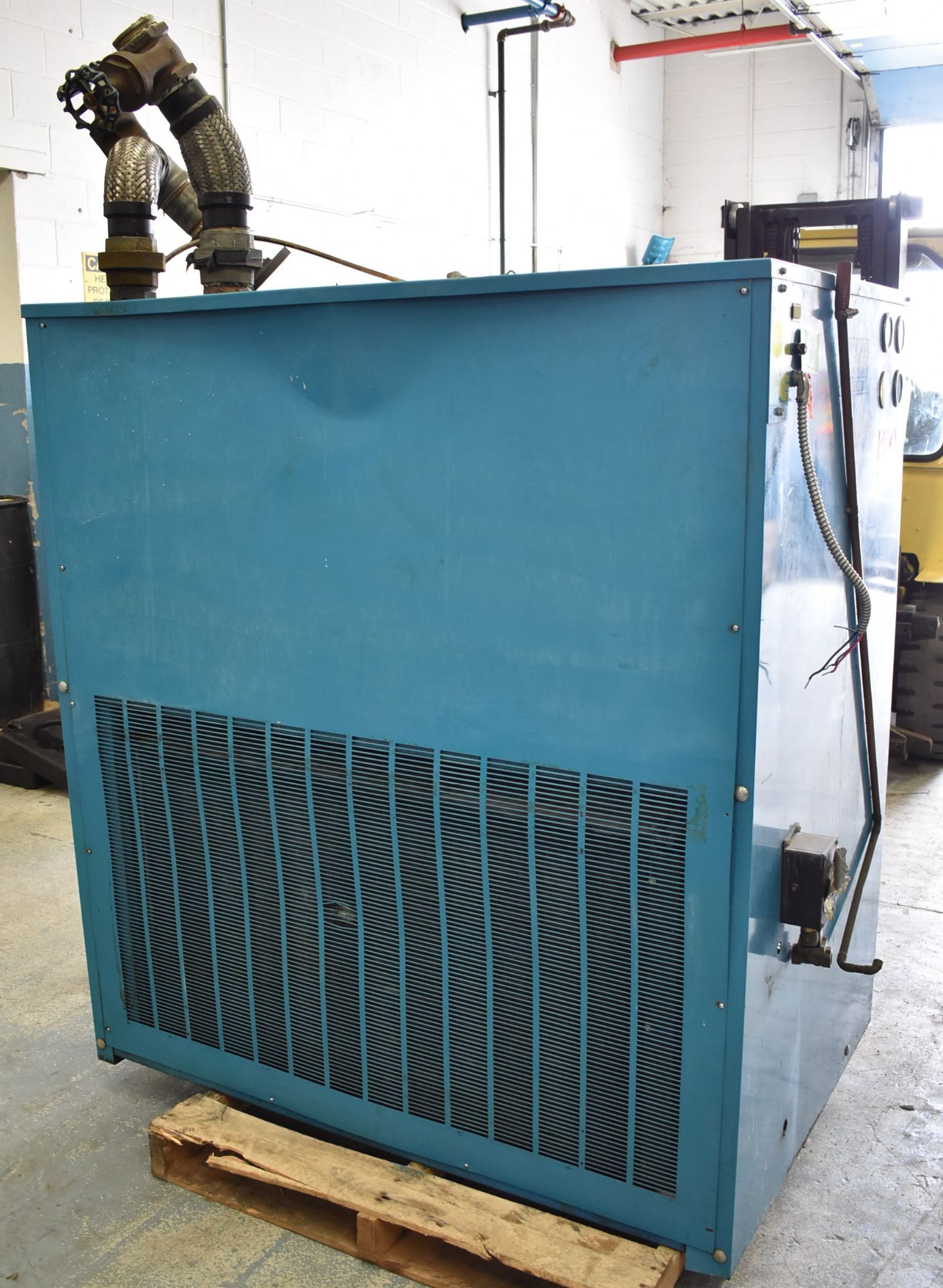 ULTRA AIR UA1000A0 REFRIGERATED AIR DRYER WITH 100 PSI, S/N: N/A (CI) [RIGGING FEES FOR LOT #30 - $ - Image 3 of 3