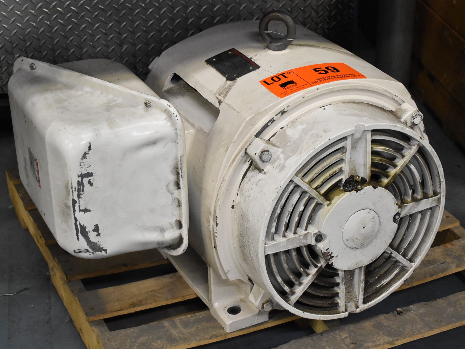 TOSHIBA 100 HP ELECTRIC MOTOR WITH 1770 RPM, 575V, 3 PHASE, 60 HZ (CI) [RIGGING FEES FOR LOT #