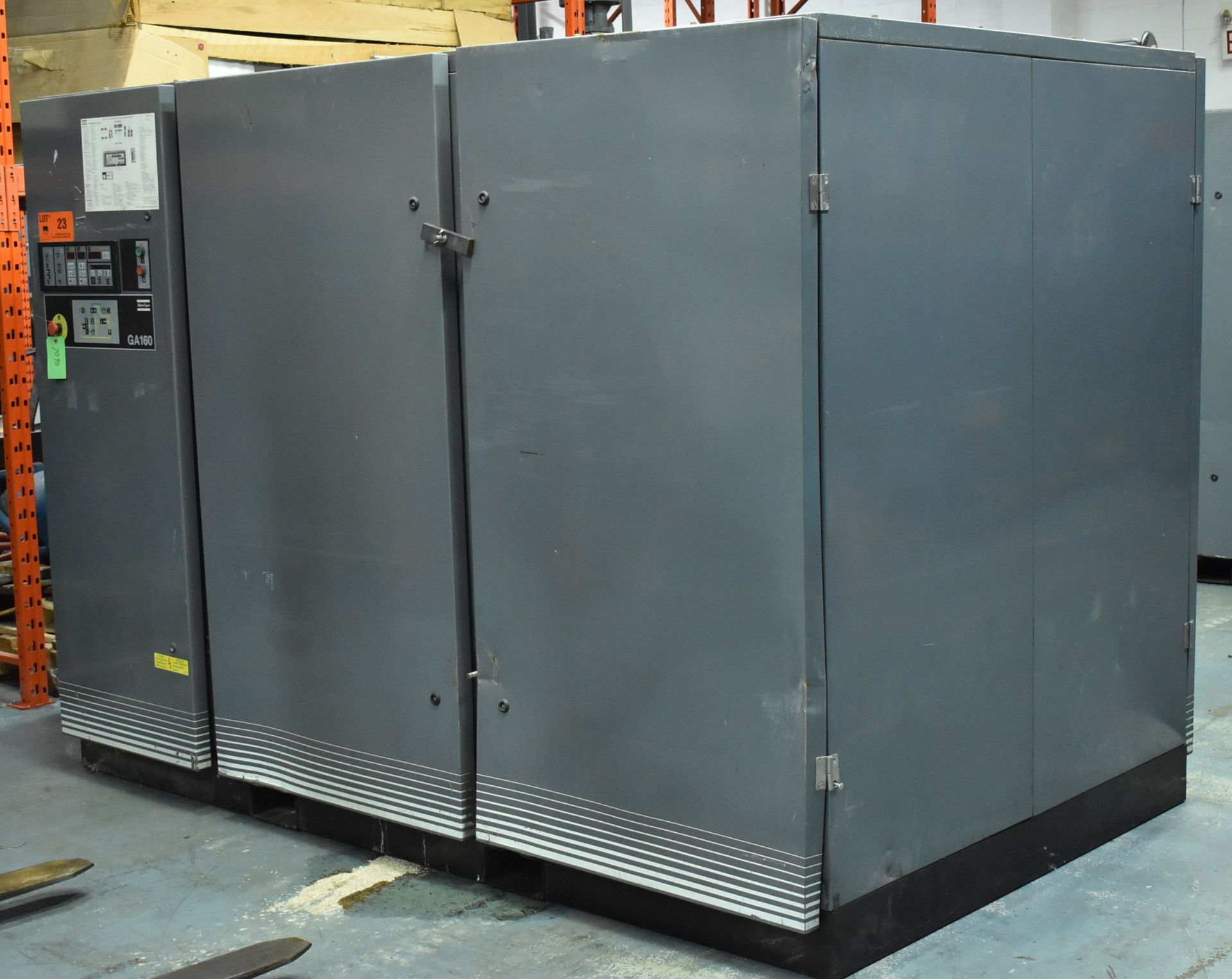 ATLAS COPCO GA160 ROTARY SCREW AIR COMPRESSOR WITH 200 HP, 157 PSI, S/N: AIF.018745 (CI) [RIGGING - Image 2 of 10