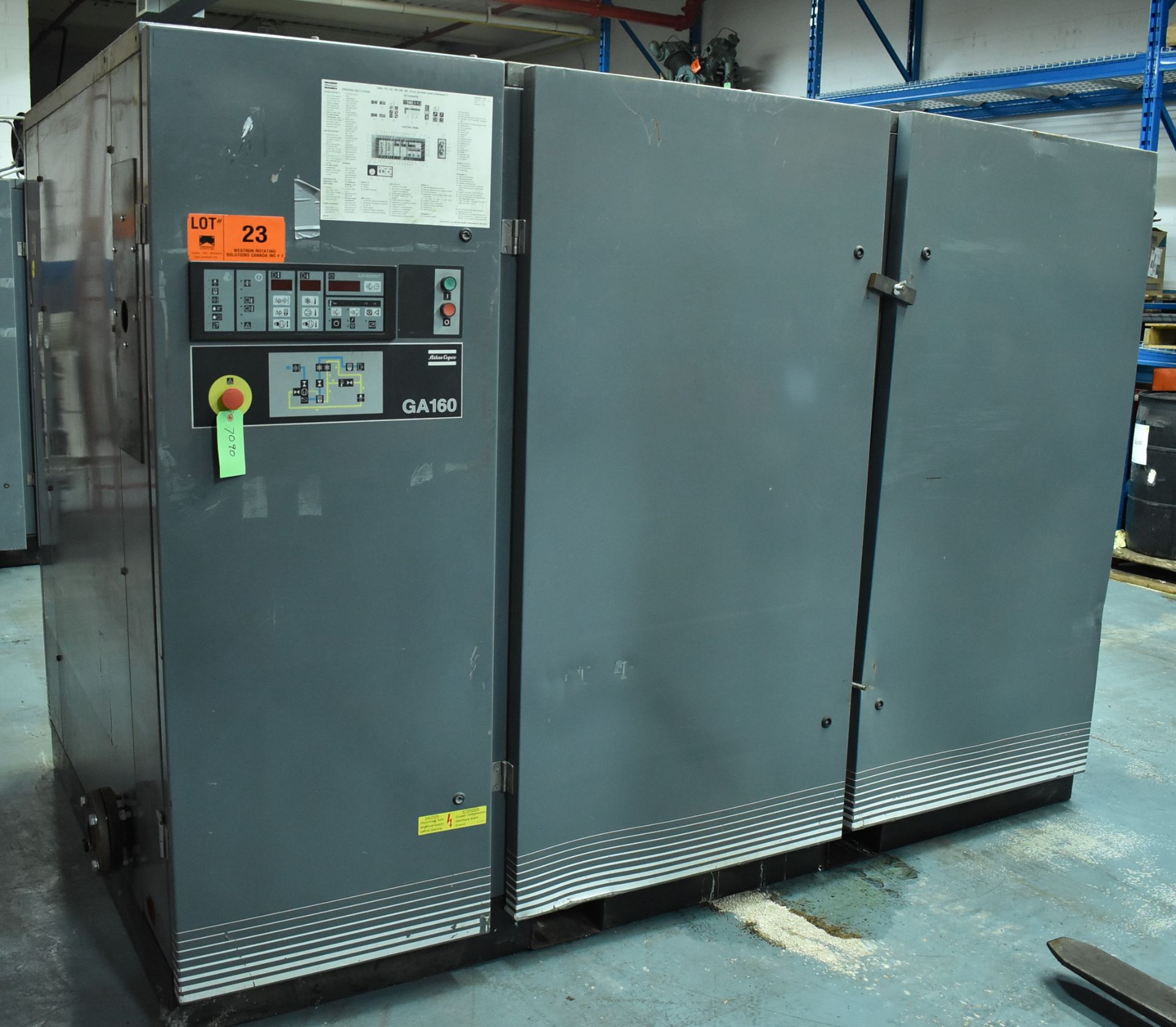 ATLAS COPCO GA160 ROTARY SCREW AIR COMPRESSOR WITH 200 HP, 157 PSI, S/N: AIF.018745 (CI) [RIGGING