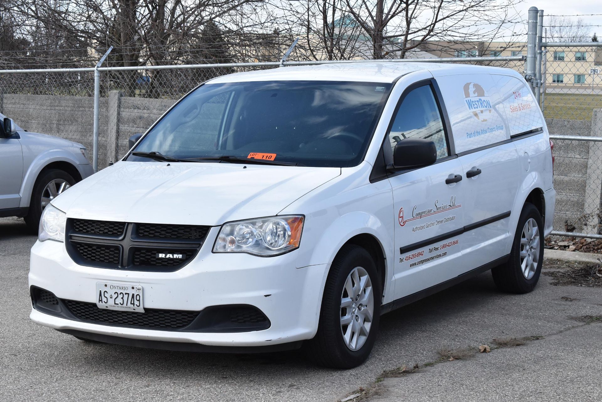 DODGE (2014) RAM SERVICE VAN WITH 3.6L V6 GAS ENGINE, AUTOMATIC TRANSMISSION, POWER STEERING,