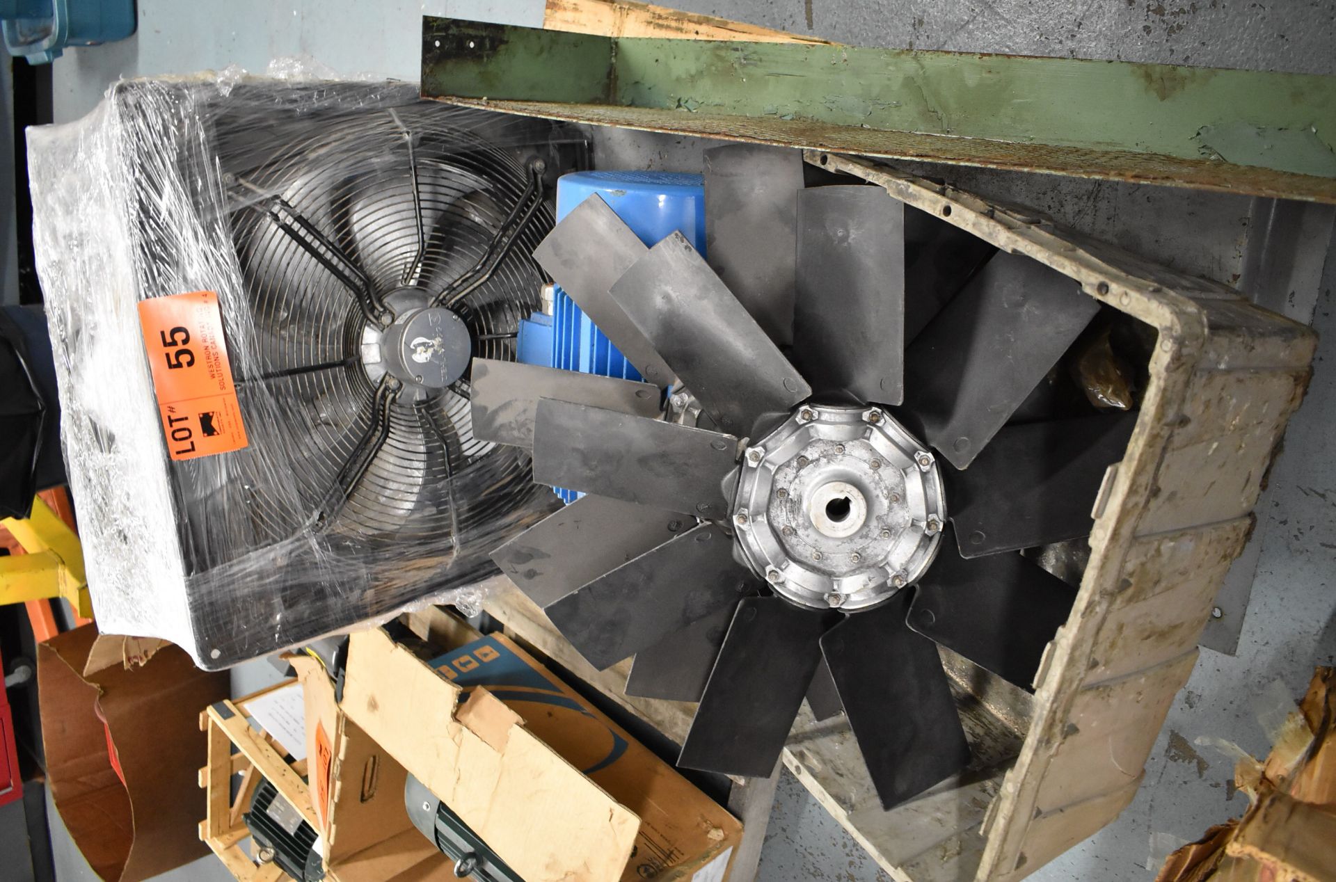 LOT/ SKID WITH FANS & ELECTRIC DRIVE MOTOR