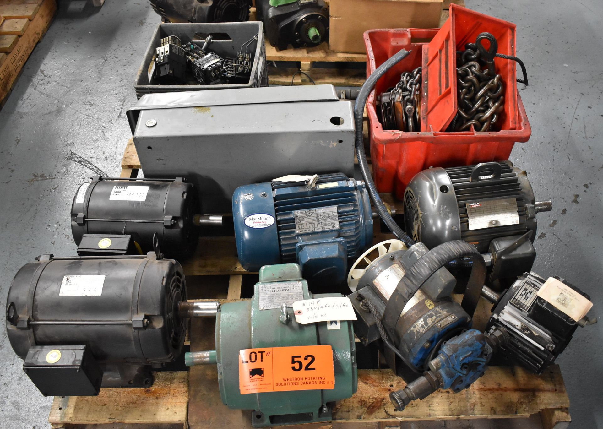 LOT/ SKID OF ELECTRIC MOTORS, BREAKERS WITH ELECTRICAL BOX & LIFTING ACCESSORIES