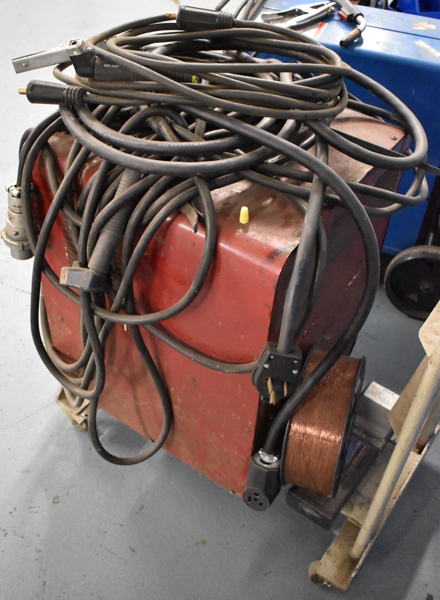 LINCOLN ELECTRIC IDEALARC 250 STICK WELDER WITH CABLES & GUN, S/N: N/A [RIGGING FEES FOR LOT # - Image 2 of 5