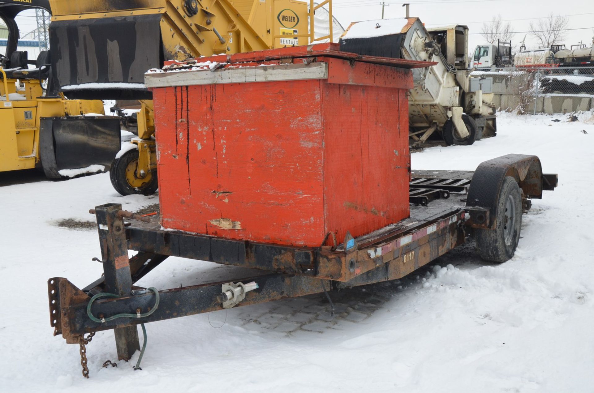 CANADA TRAILER MFG (2010) CE716-14K 14,000LB CAPACITY TANDEM AXLE FLAT DECK TRAILER WITH 7'X16' WOOD - Image 3 of 12