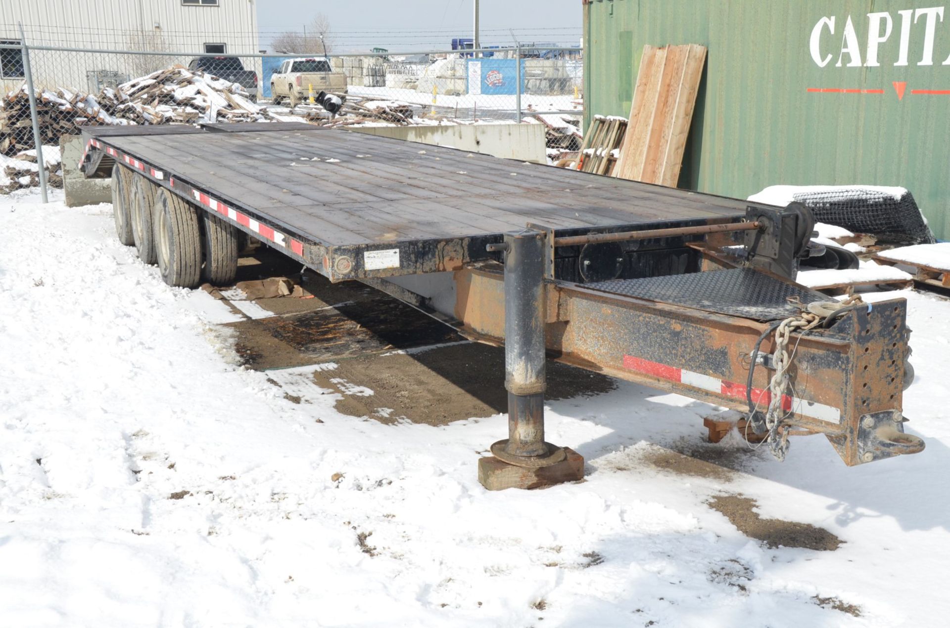 ABU (2018) E10230DP310 TRI AXLE TRAILER WITH 8'X30' WOOD DECK, STEEL LOADING RAMPS, VIN: 2 - Image 3 of 12