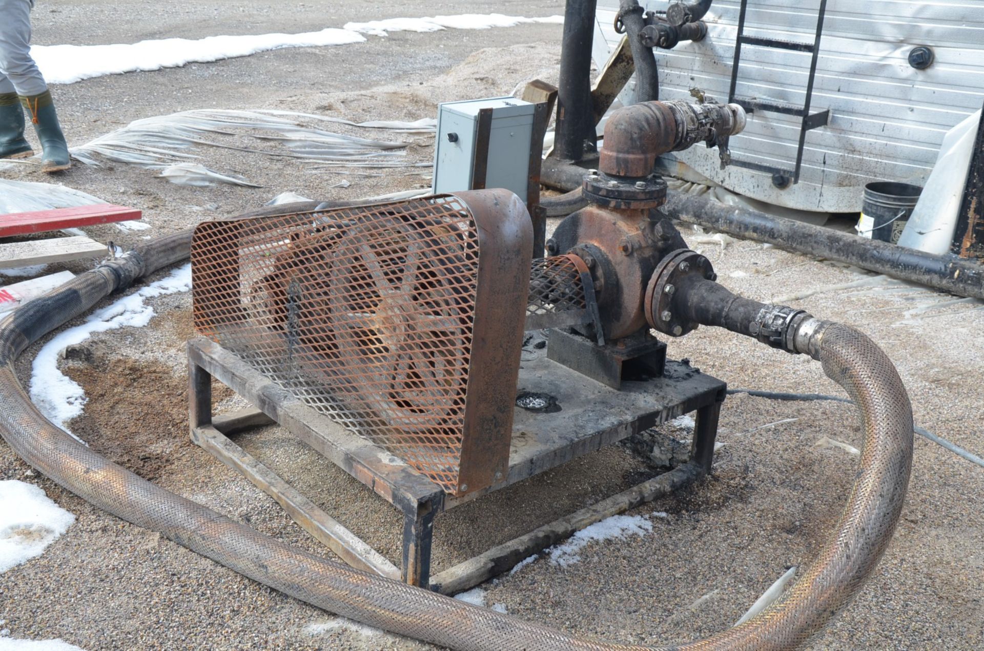 MFG UNKNOWN 20HP HOT BINDING AGENT TRANSFER PUMP, S/N: N/A (LOCATED IN JASPER AB) - Image 3 of 3